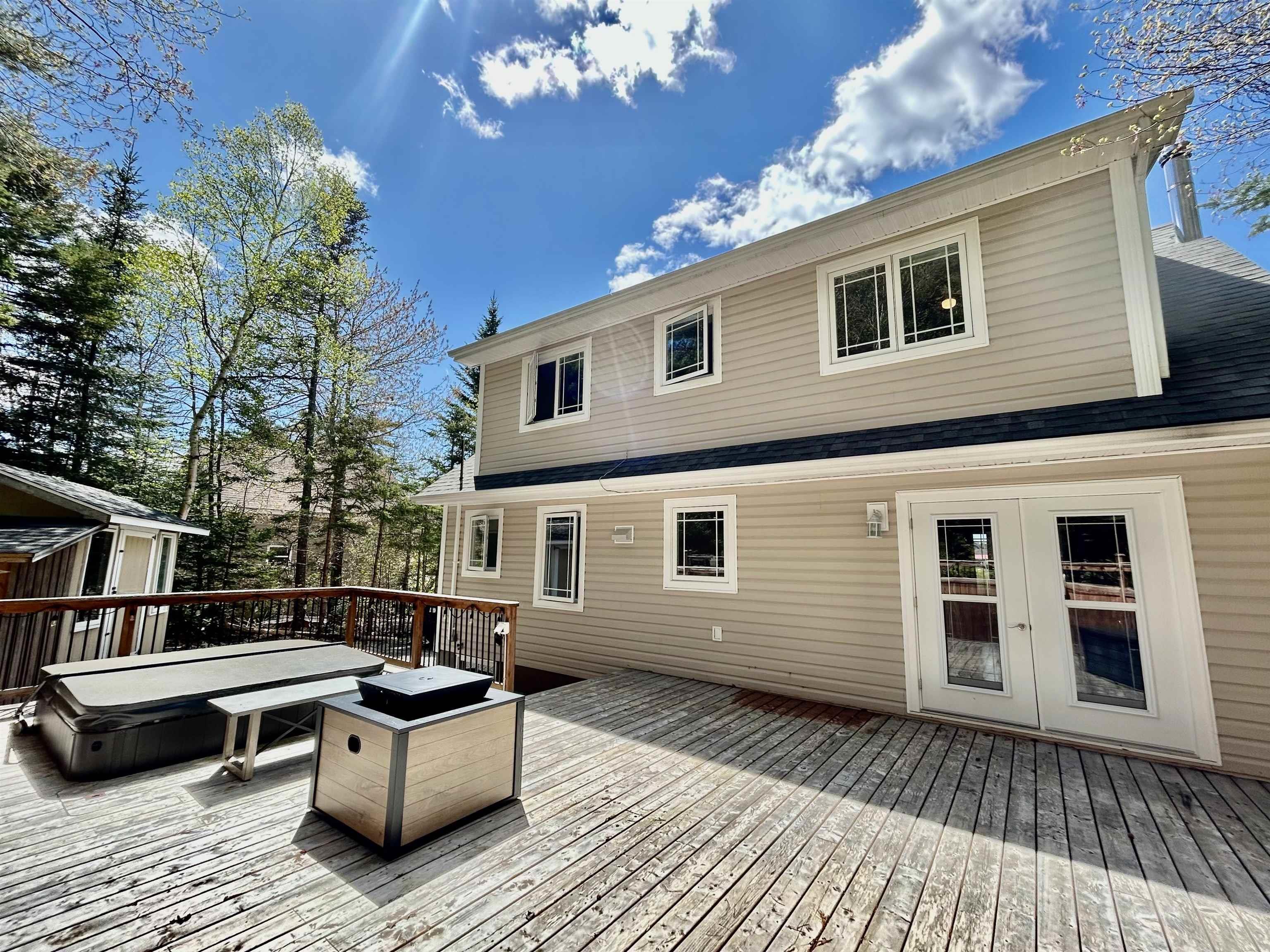 $415,000.00: 4198 Sonora Road, Sherbrooke