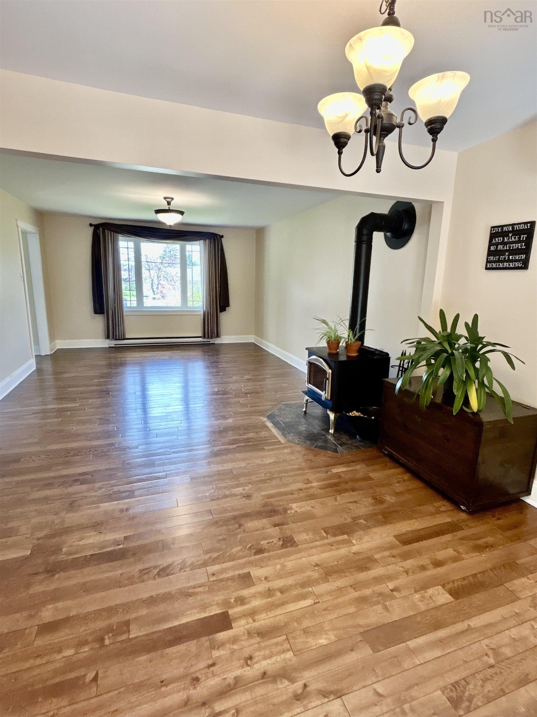 $415,000.00: 4198 Sonora Road, Sherbrooke