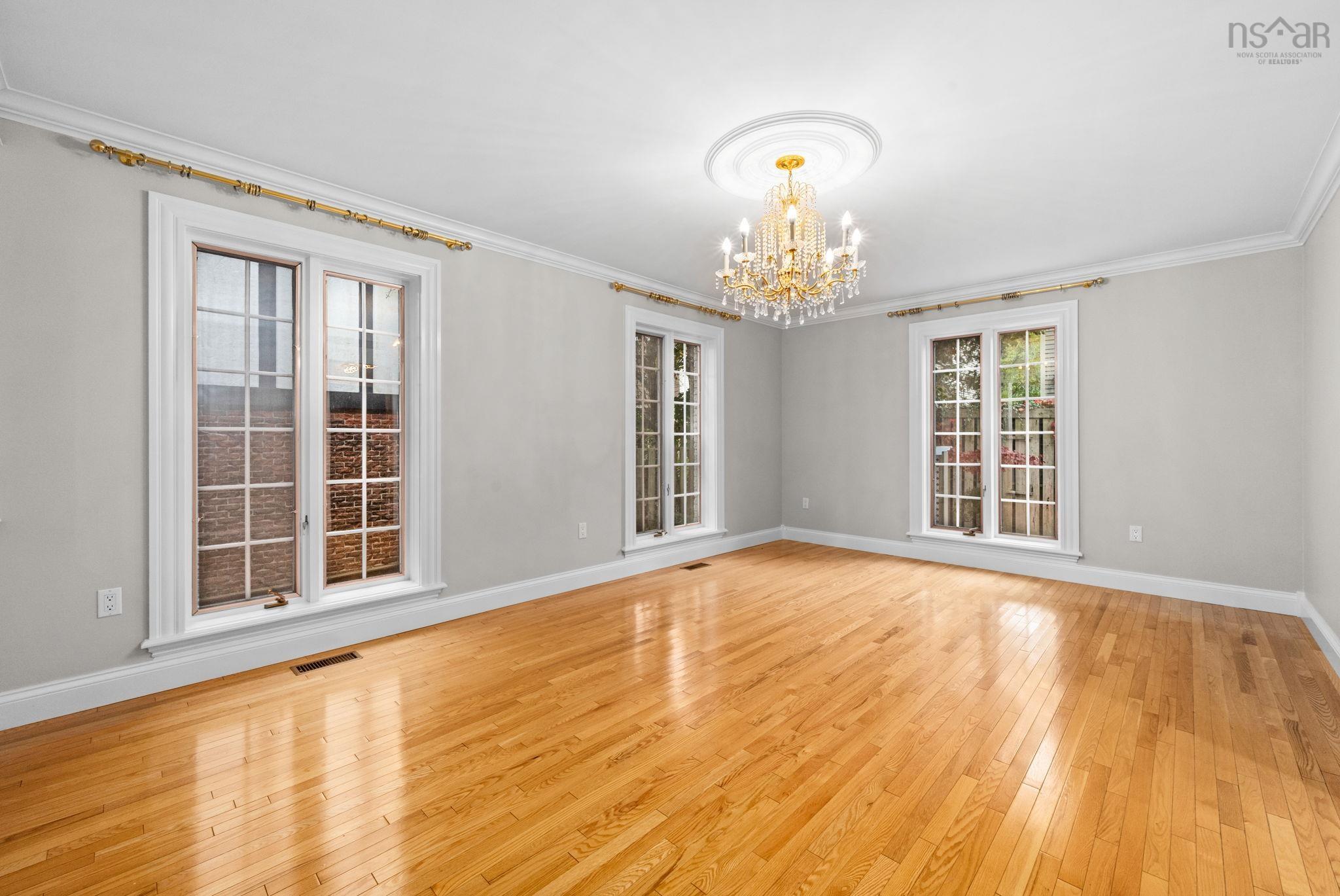 $2,295,000.00: 916 Young Avenue, Halifax