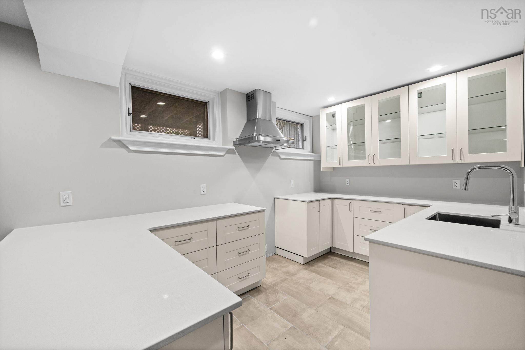 $2,295,000.00: 916 Young Avenue, Halifax