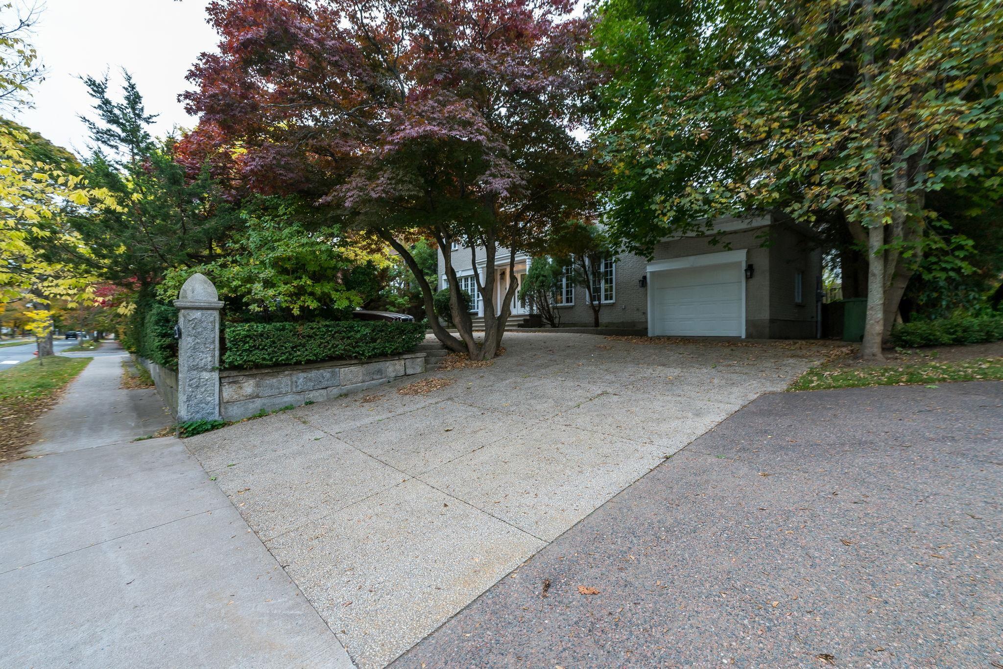 $2,295,000.00: 916 Young Avenue, Halifax