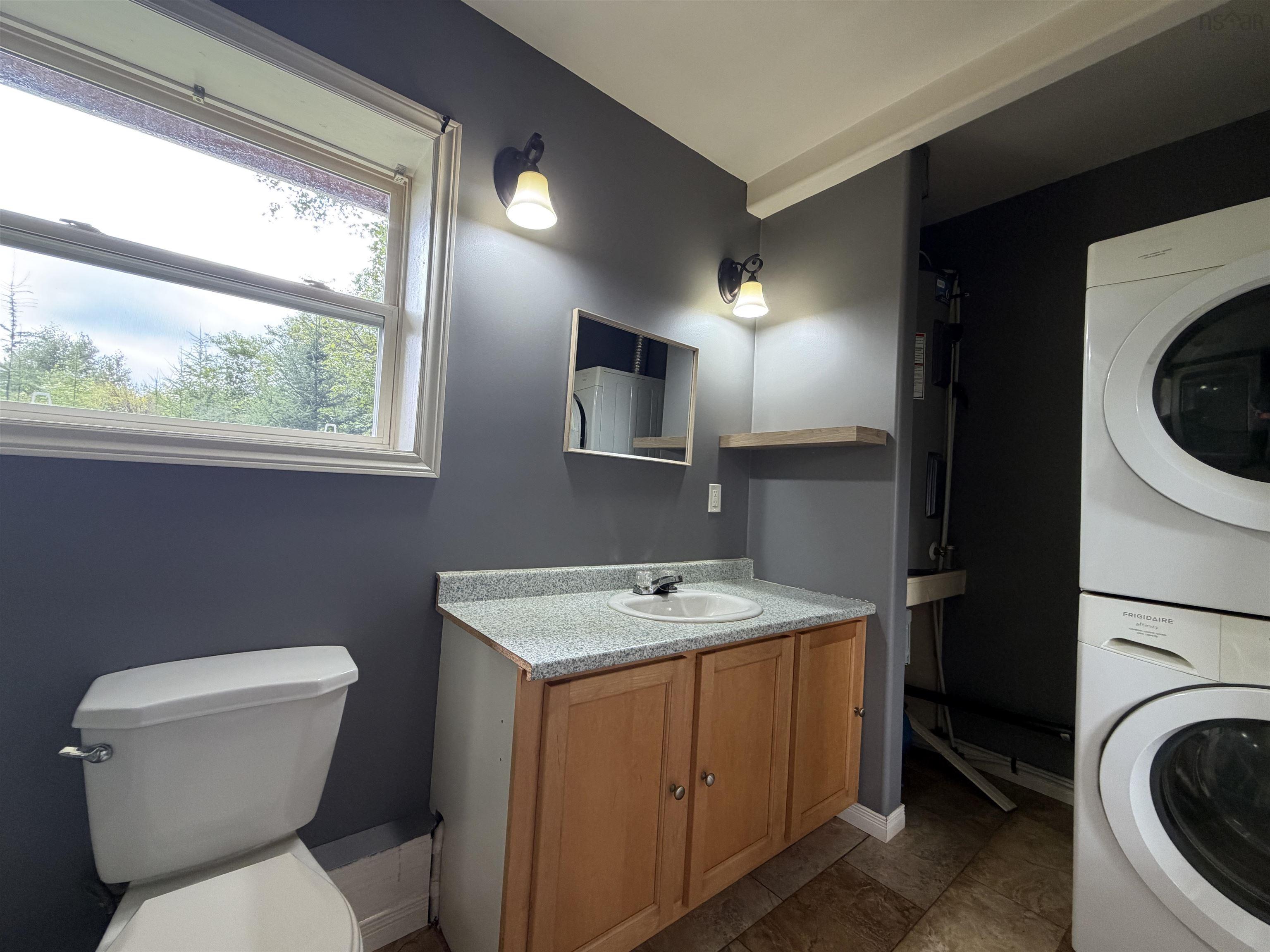 $124,900.00: 1380 211 Highway, Indian Harbour Lake