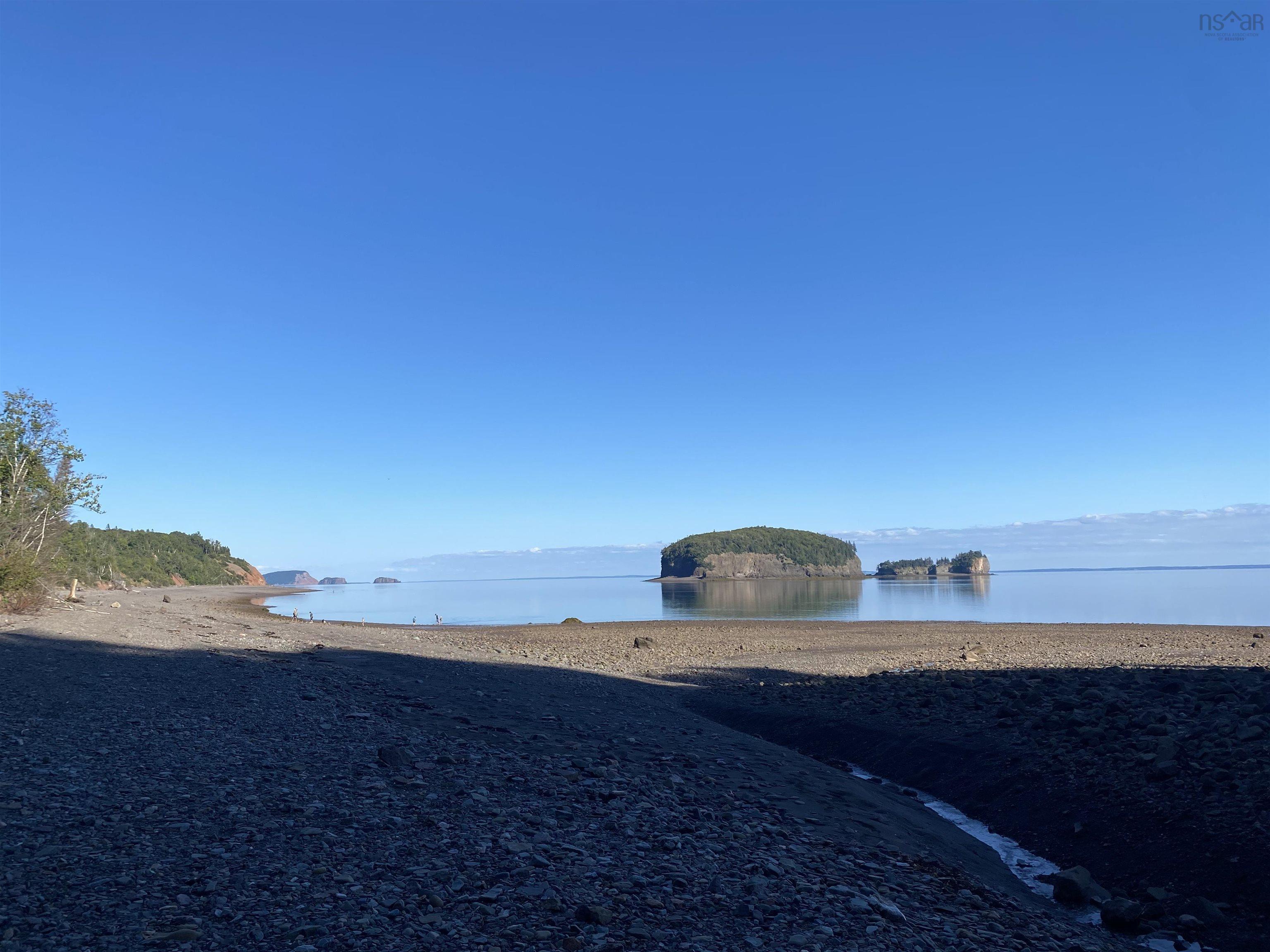$199,000.00: 21-2 Two Island Road, Two Islands