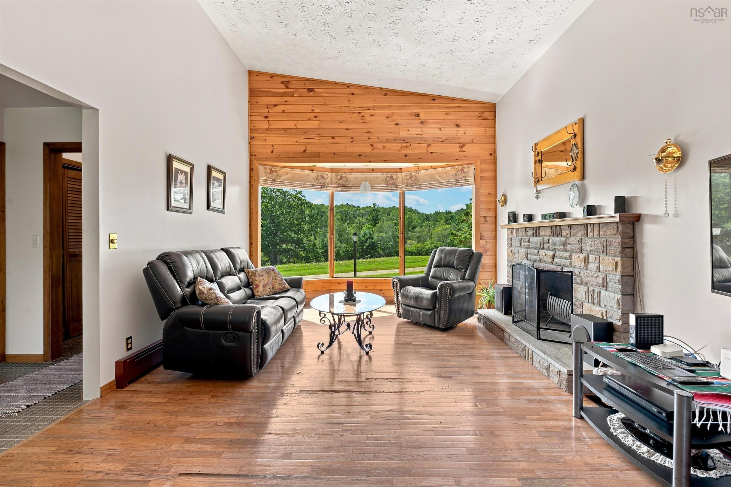 $649,900.00: 127 Tanner Road, Maders Cove