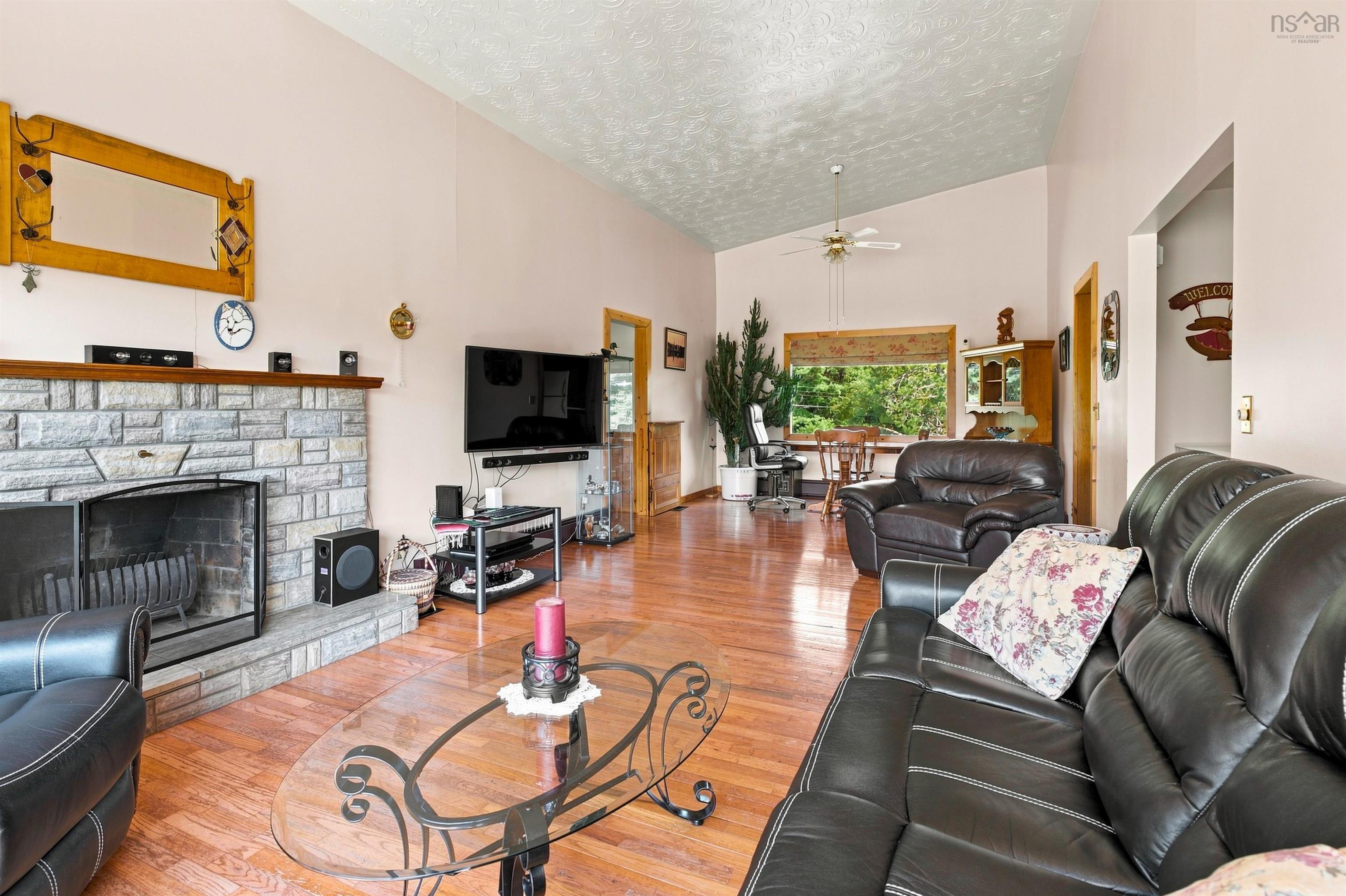 $649,900.00: 127 Tanner Road, Maders Cove
