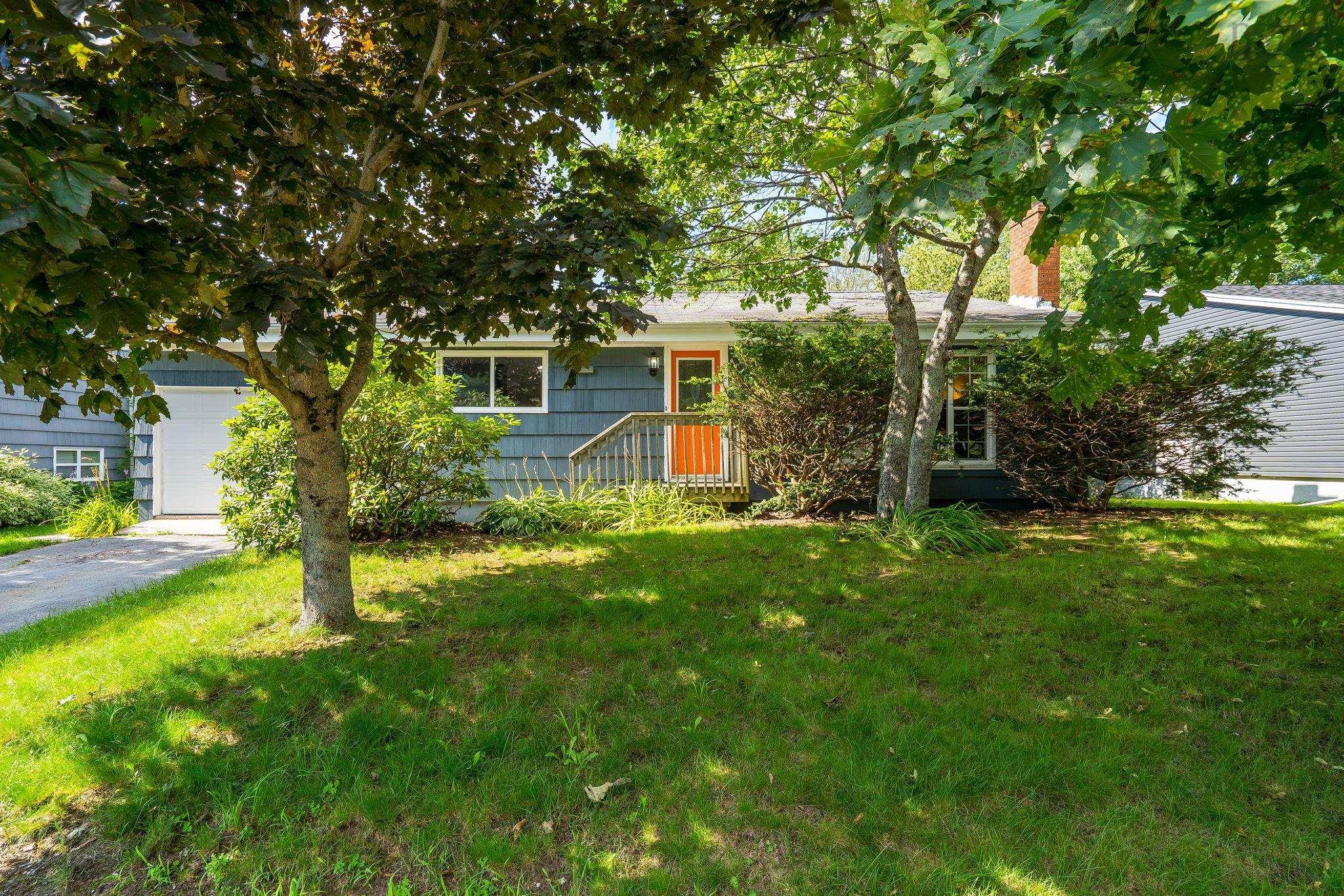 25 Dumbarton Avenue, Dartmouth, NS (MLS 202621728)