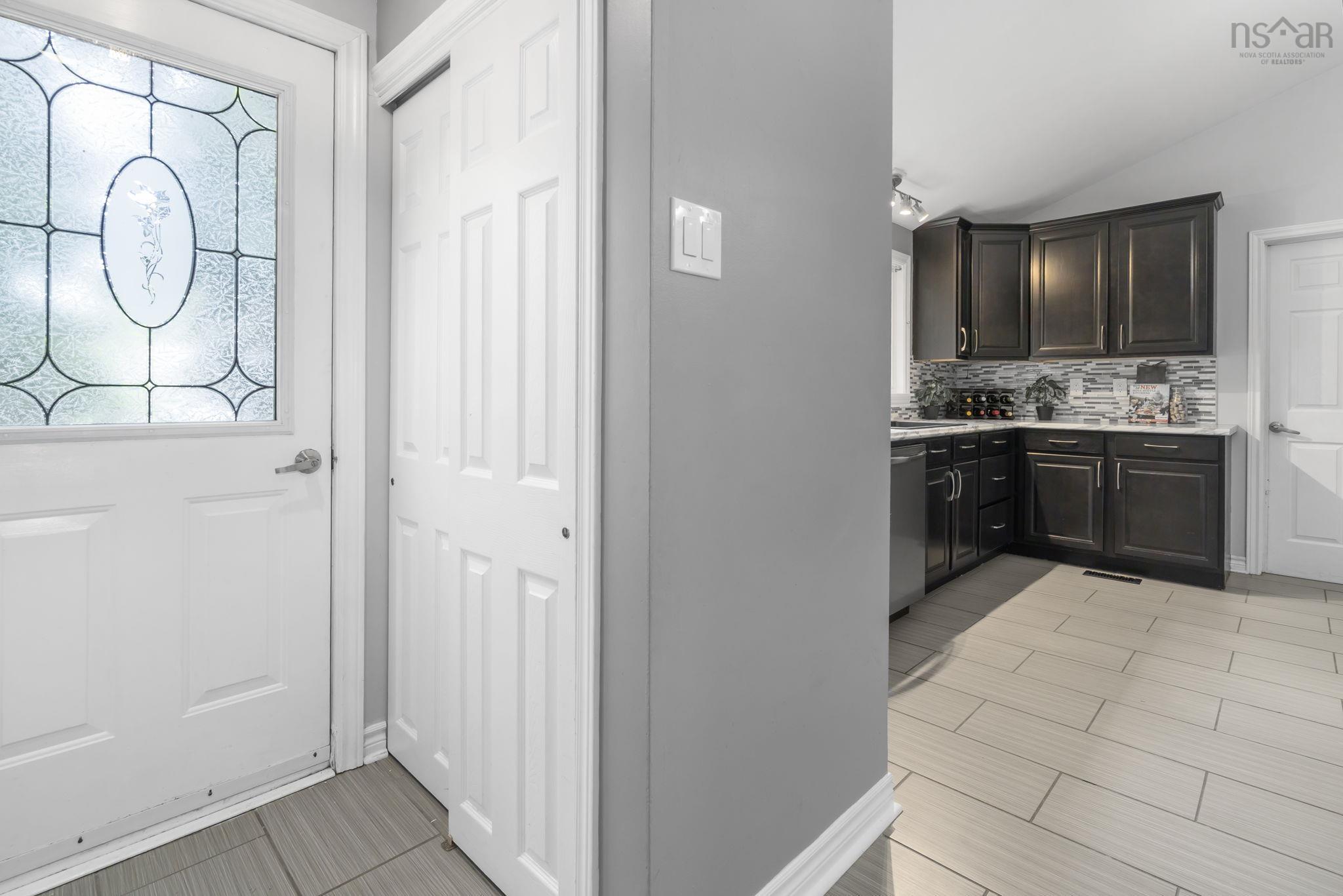 25 Dumbarton Avenue, Dartmouth, NS (MLS 202621728)