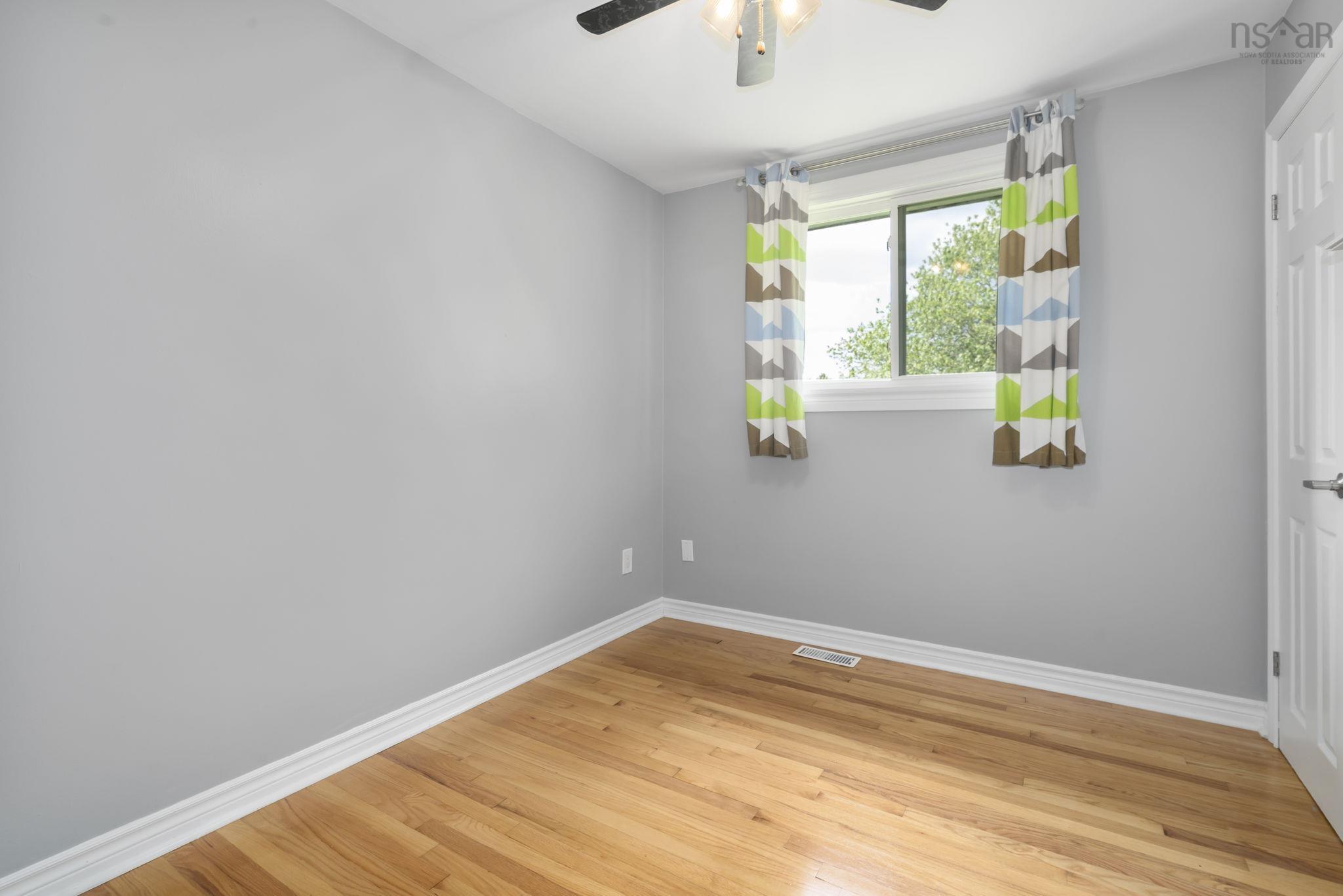 25 Dumbarton Avenue, Dartmouth, NS (MLS 202621728)