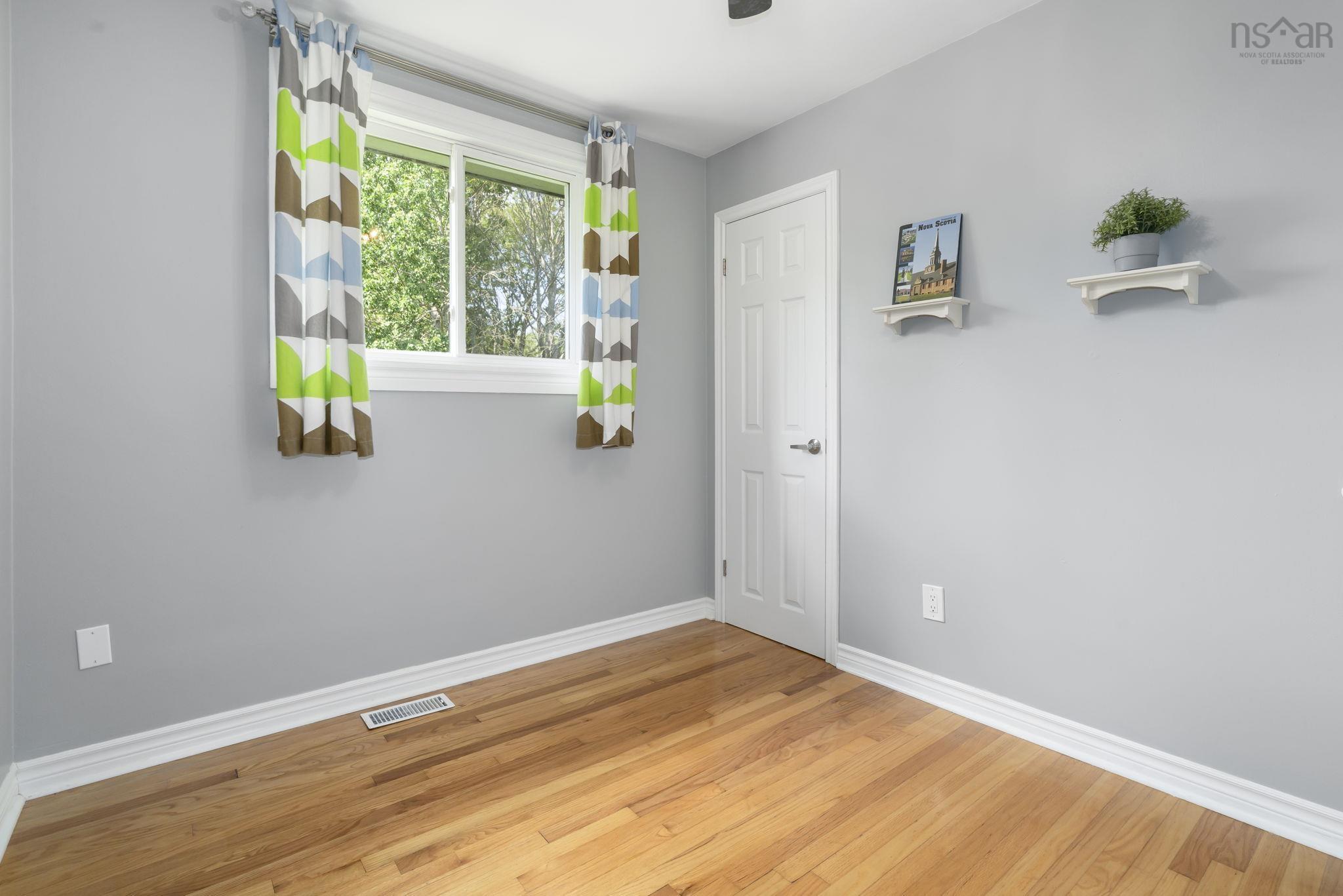 25 Dumbarton Avenue, Dartmouth, NS (MLS 202621728)