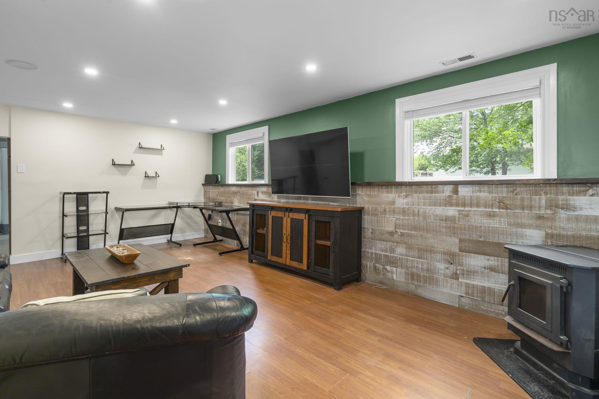 25 Dumbarton Avenue, Dartmouth, NS (MLS 202621728)