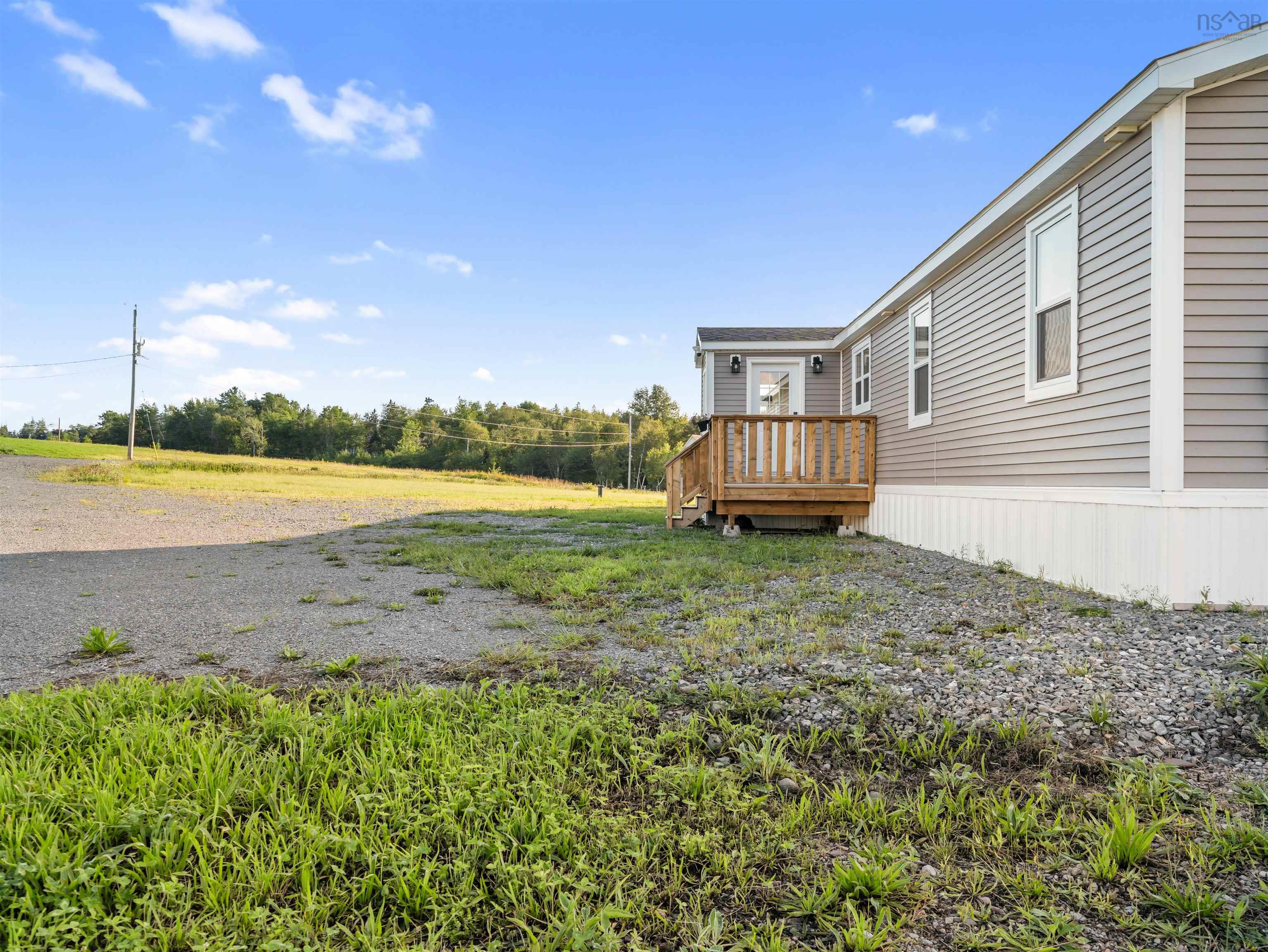 $375,000.00: 3732 Highway 7, Ashdale