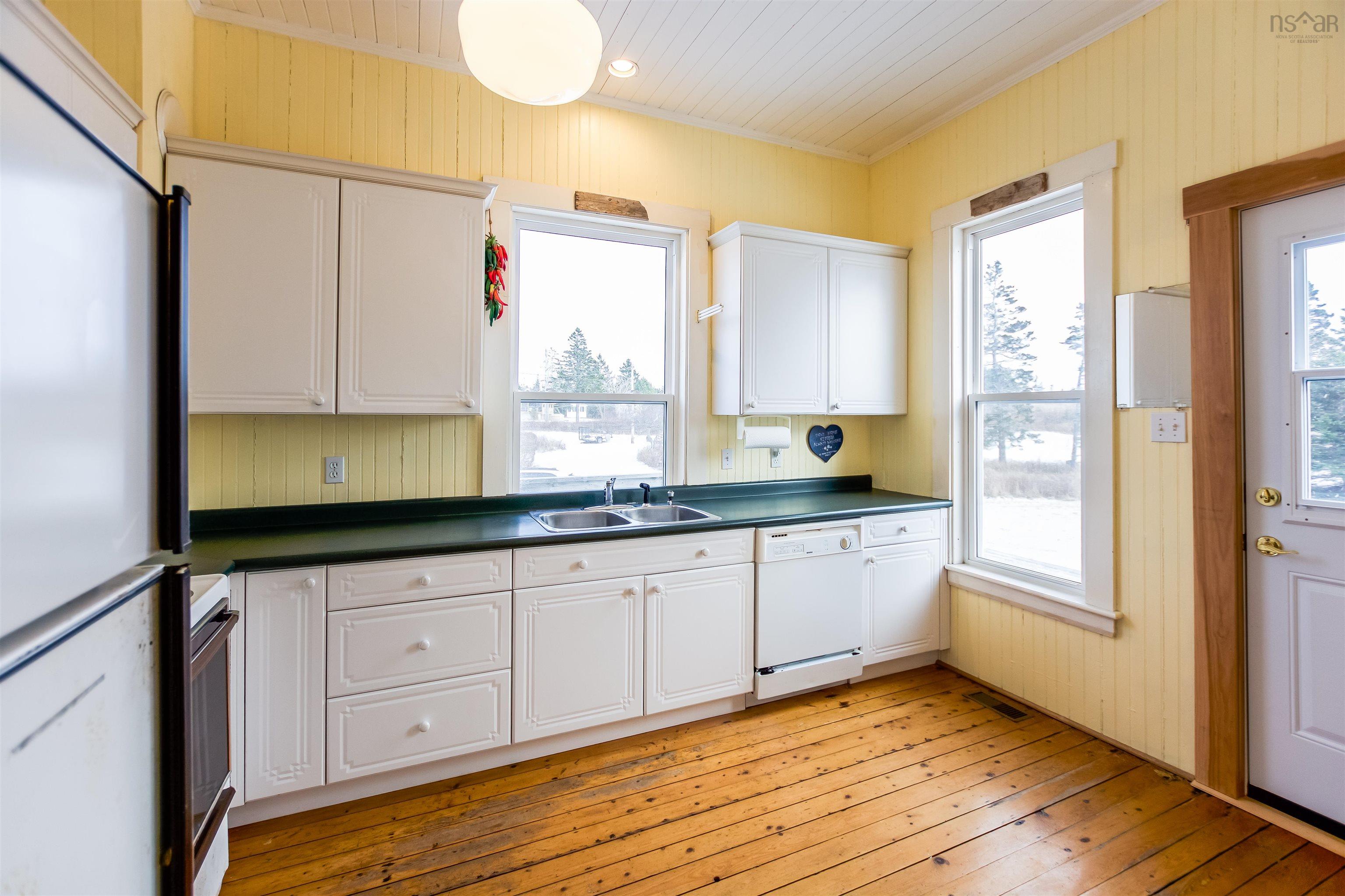 $485,000.00: 3761 Highway 3, Lower Argyle