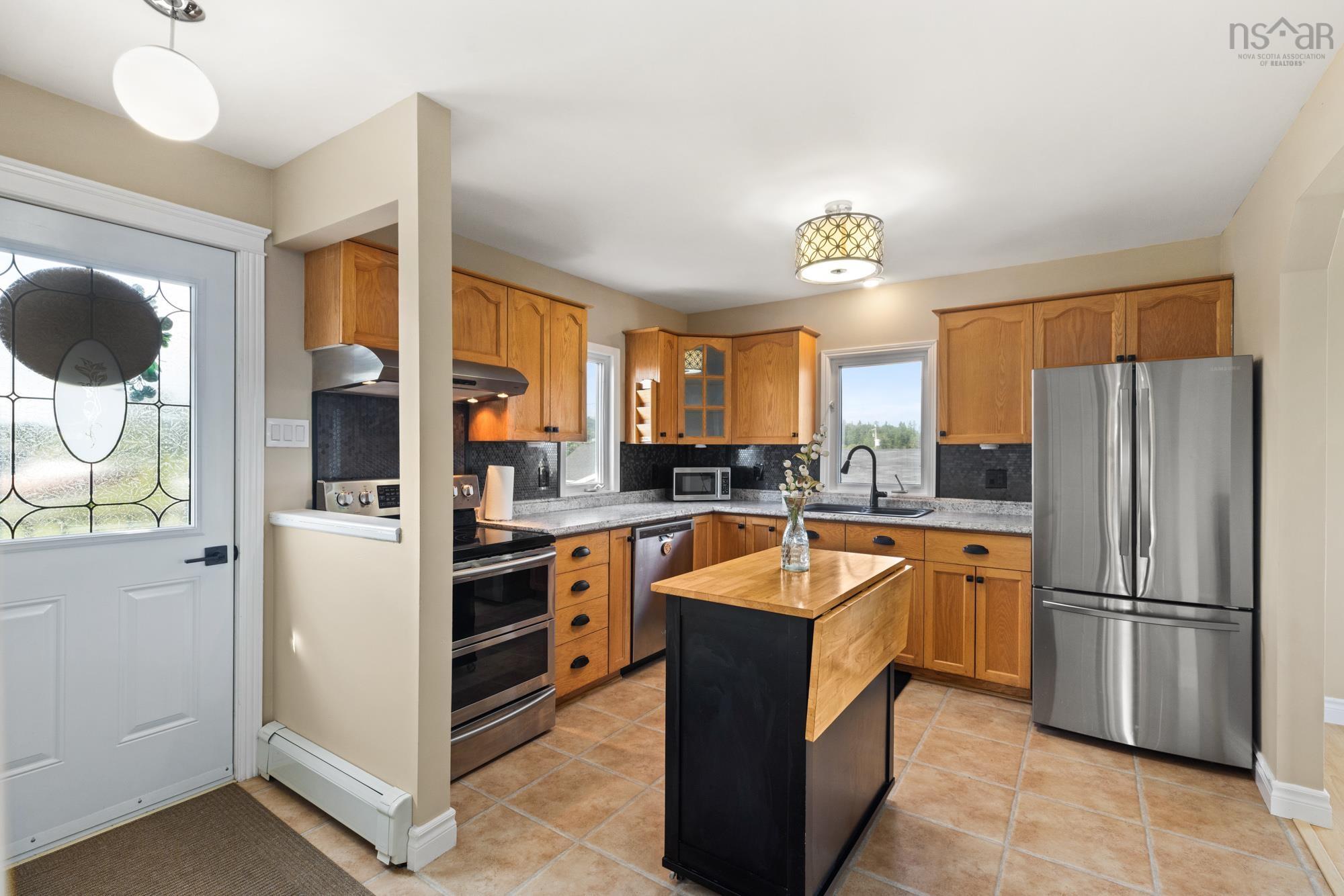 17 Demers Road, Terence Bay, NS (MLS 202621738)