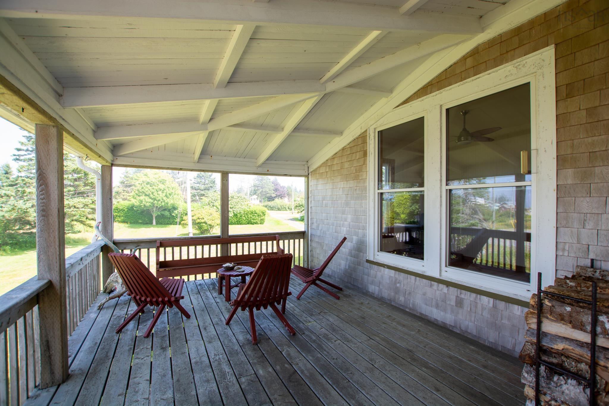 $485,000.00: 3761 Highway 3, Lower Argyle