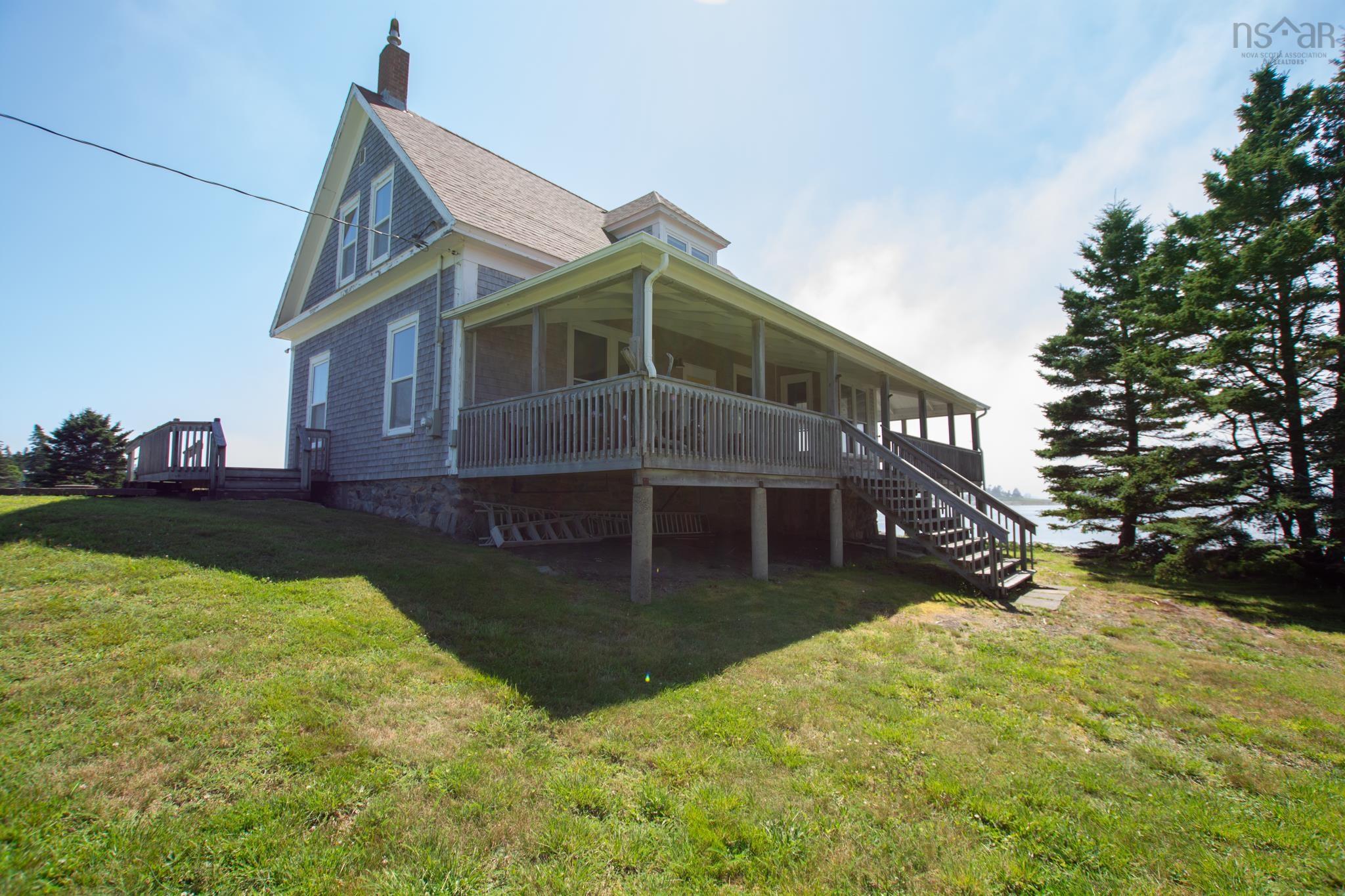 $485,000.00: 3761 Highway 3, Lower Argyle