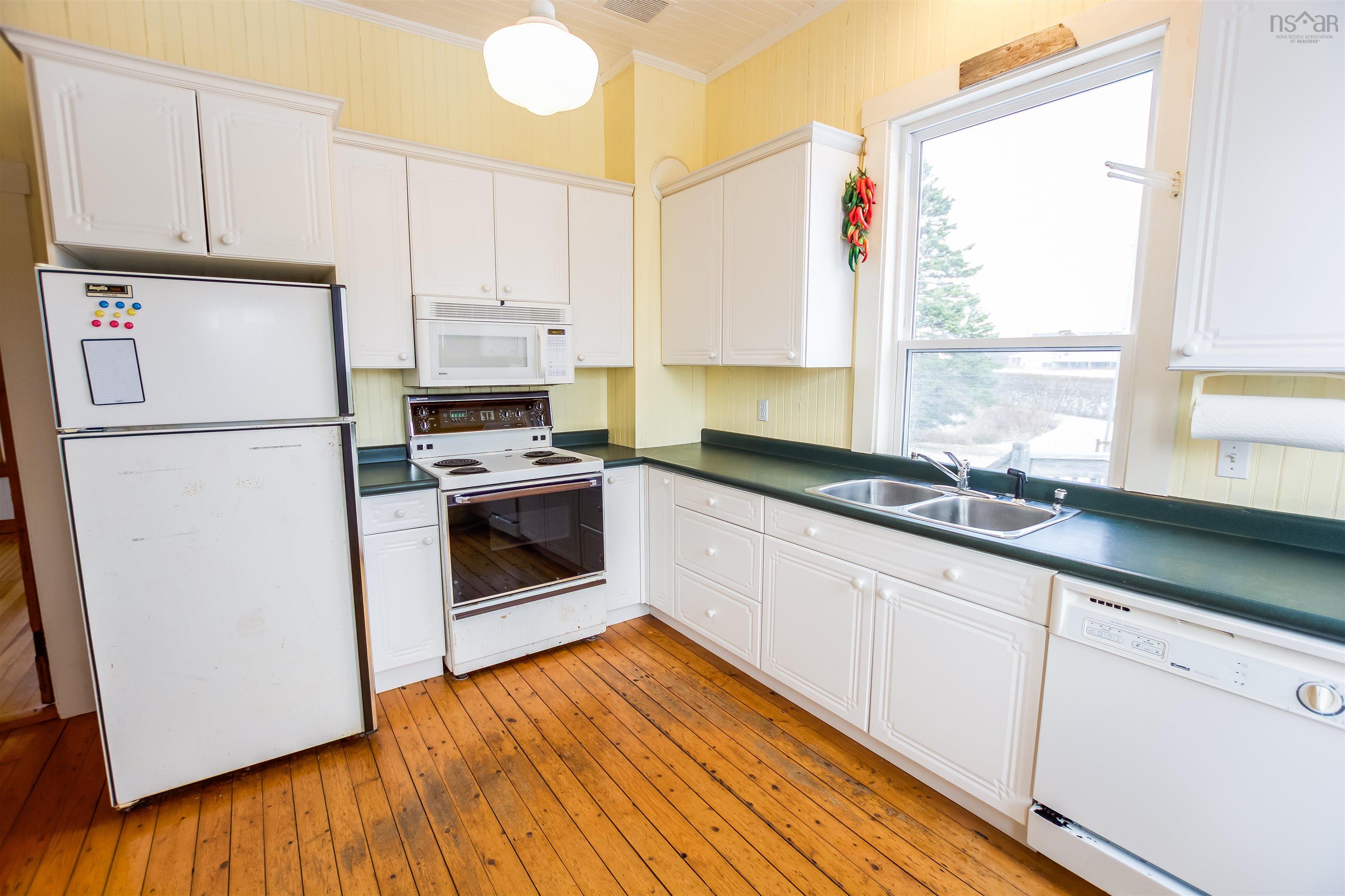 $485,000.00: 3761 Highway 3, Lower Argyle
