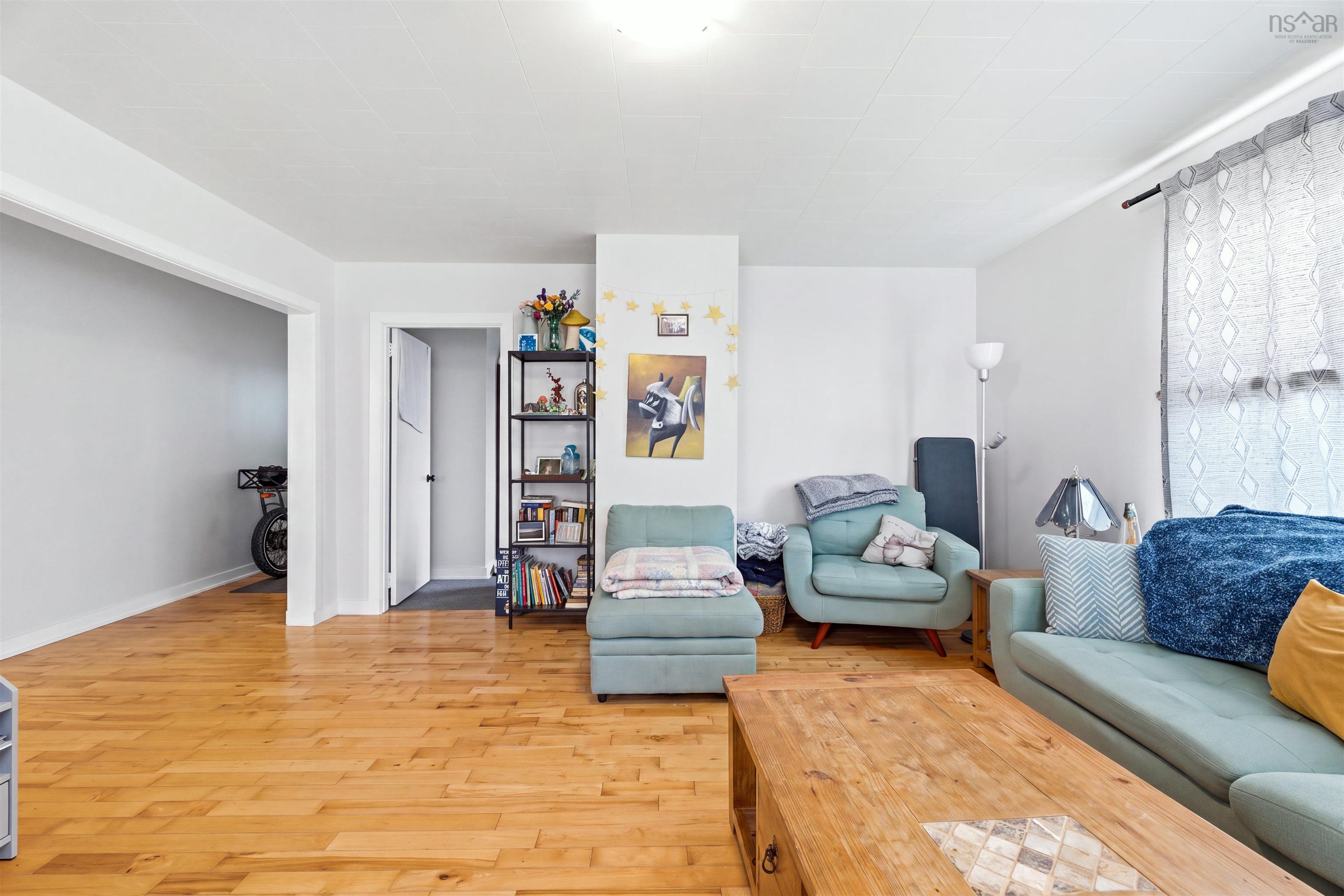 $495,000.00: 9 Cedar Street, Windsor