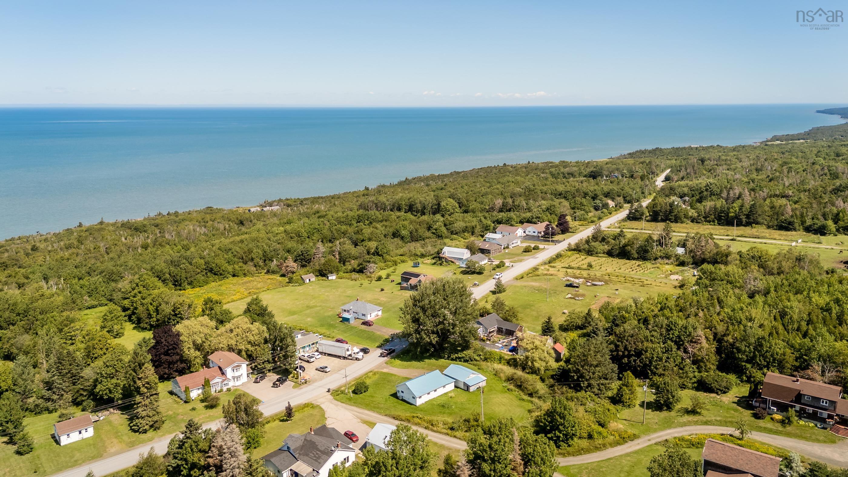 $198,500.00: 3934 Shore Road W, Hillsburn