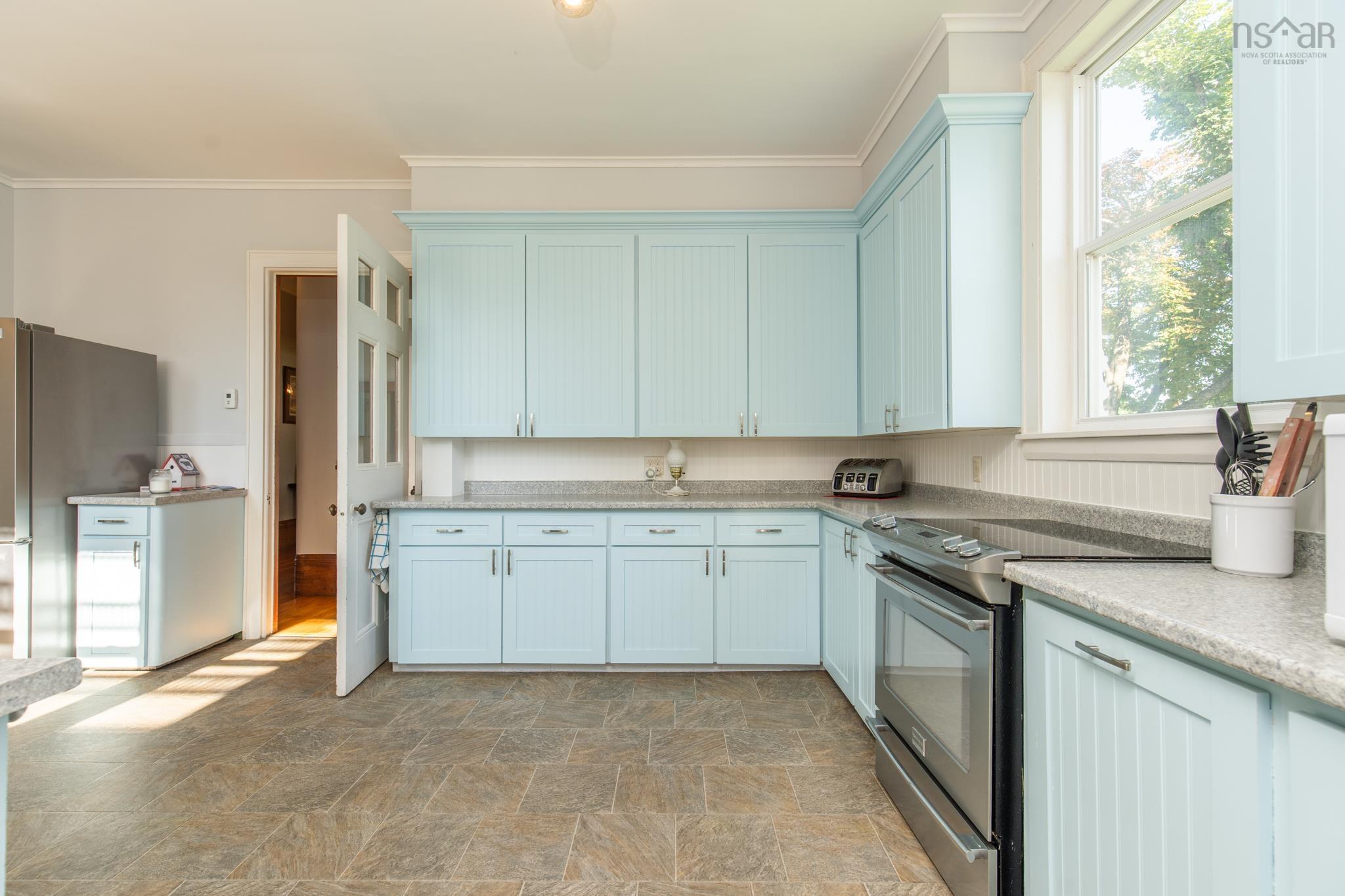 $795,000.00: 53 Park Street, Yarmouth
