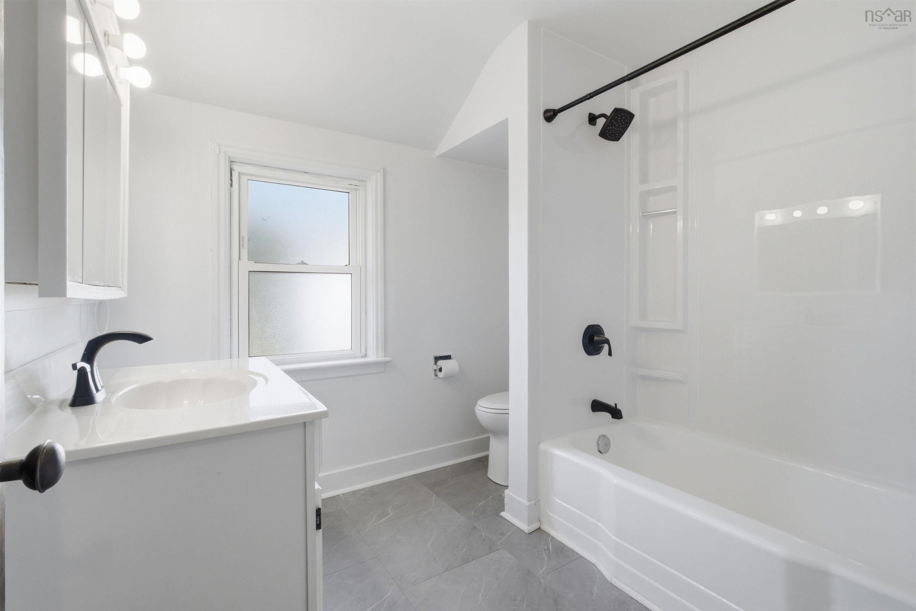 148 Victoria Road, Dartmouth, NS (MLS 202621794)