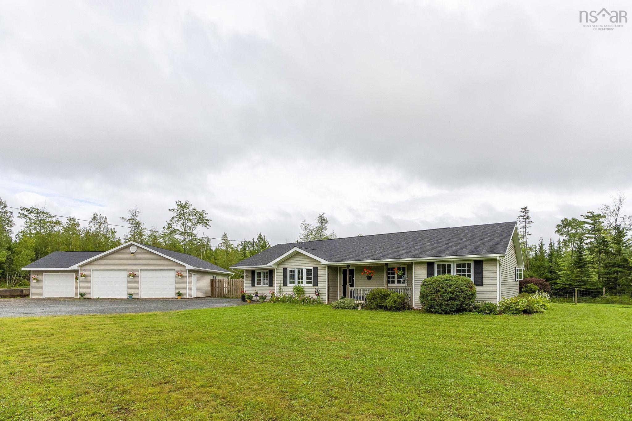 $595,000.00: 18951 Highway 2, Stewiacke