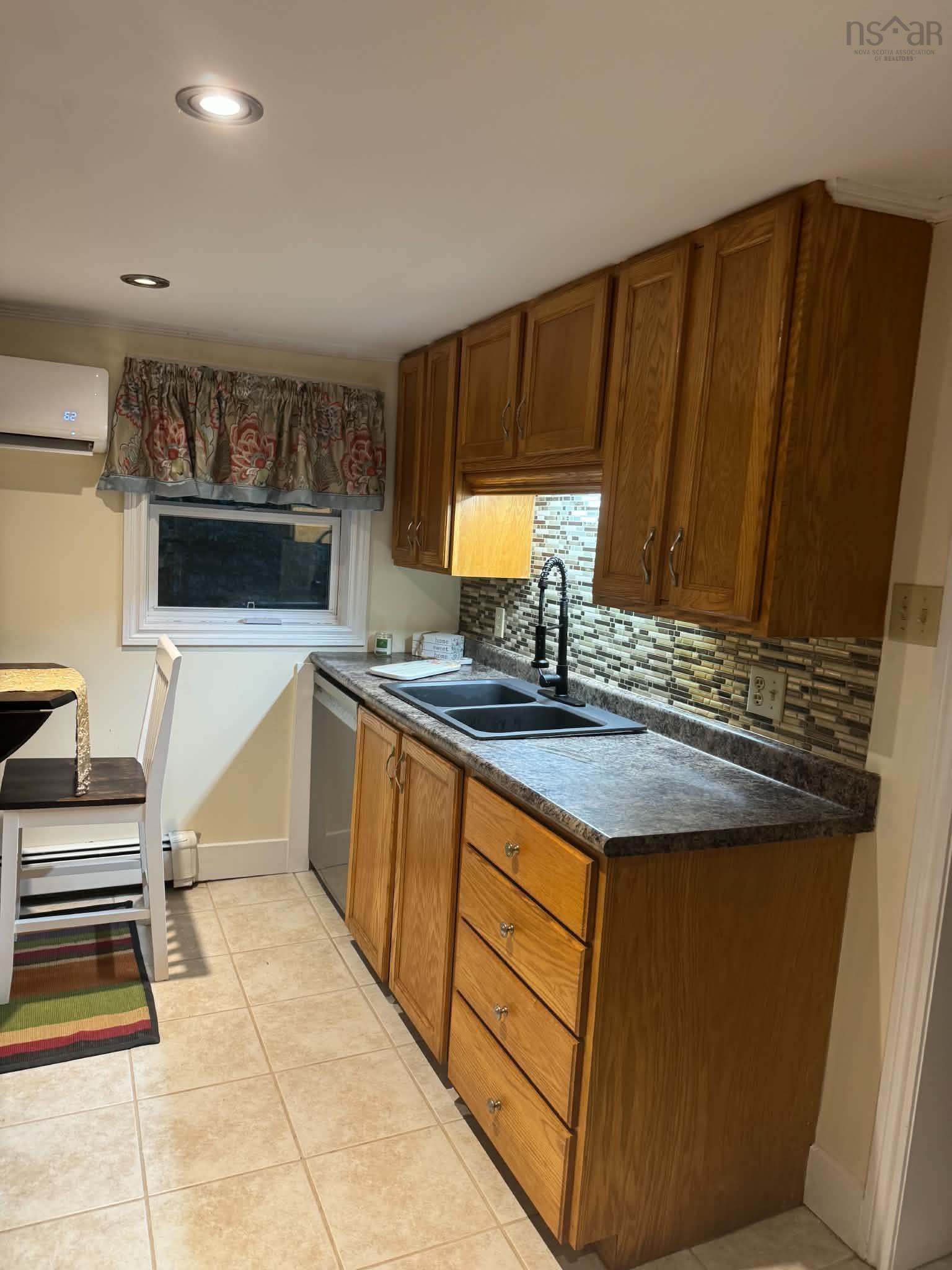 $189,900.00: 464 Greenville Road, Greenville
