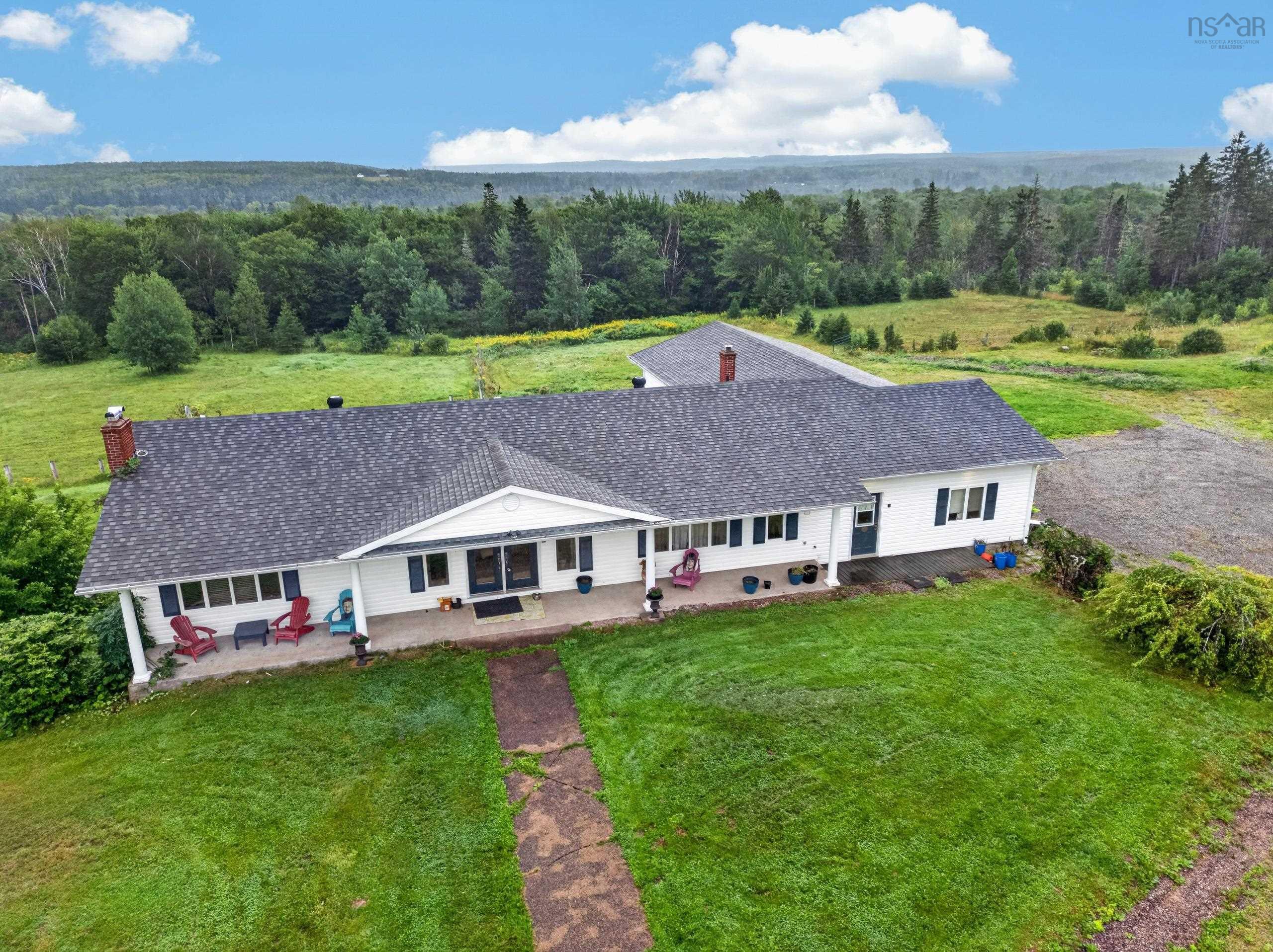 $949,000.00: 2489 Coxheath Road, Coxheath