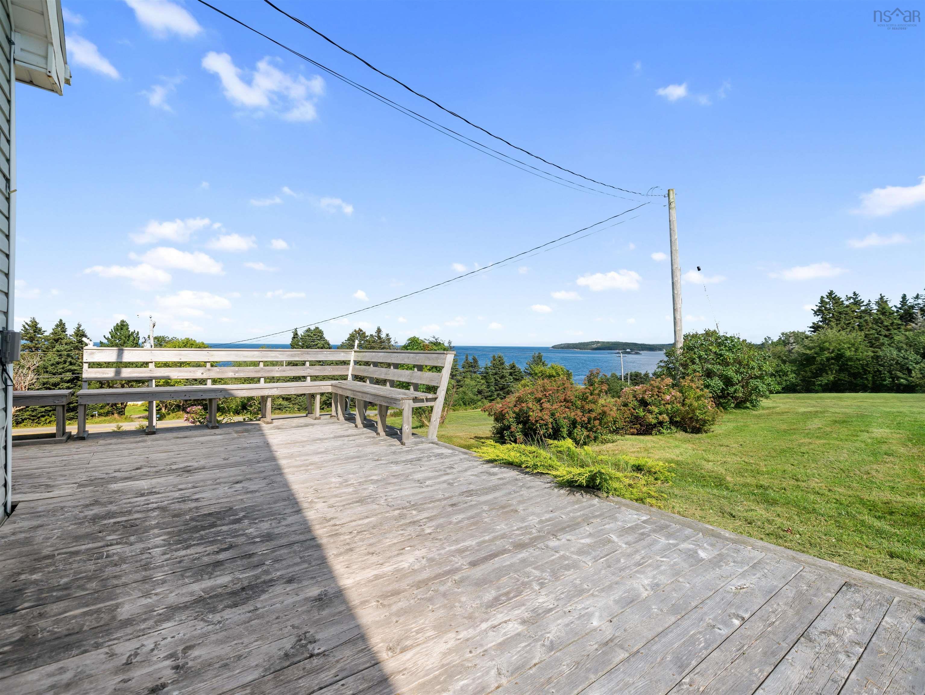 $316,400.00: 5863 Highway 16, Queensport