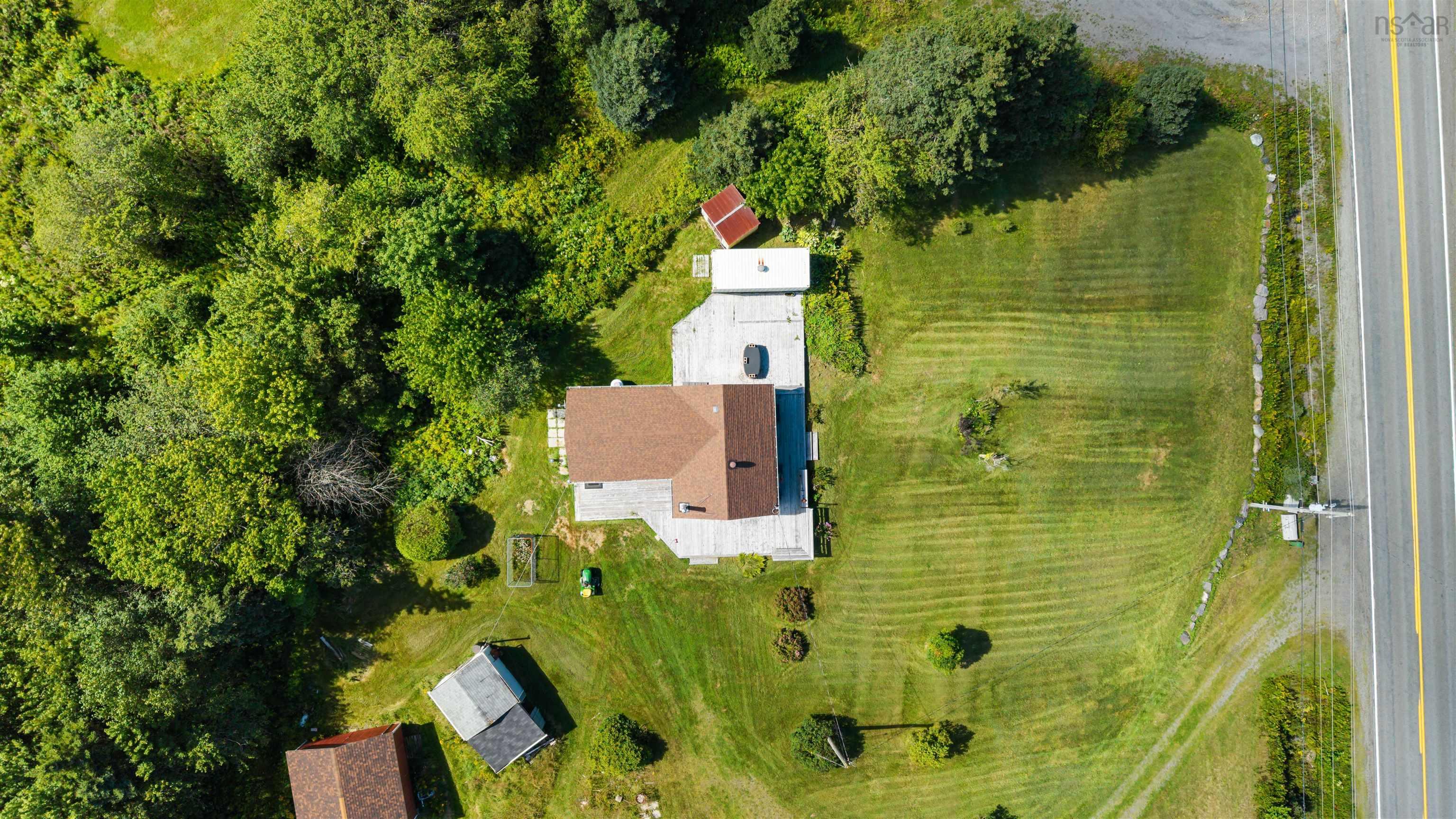 $316,400.00: 5863 Highway 16, Queensport
