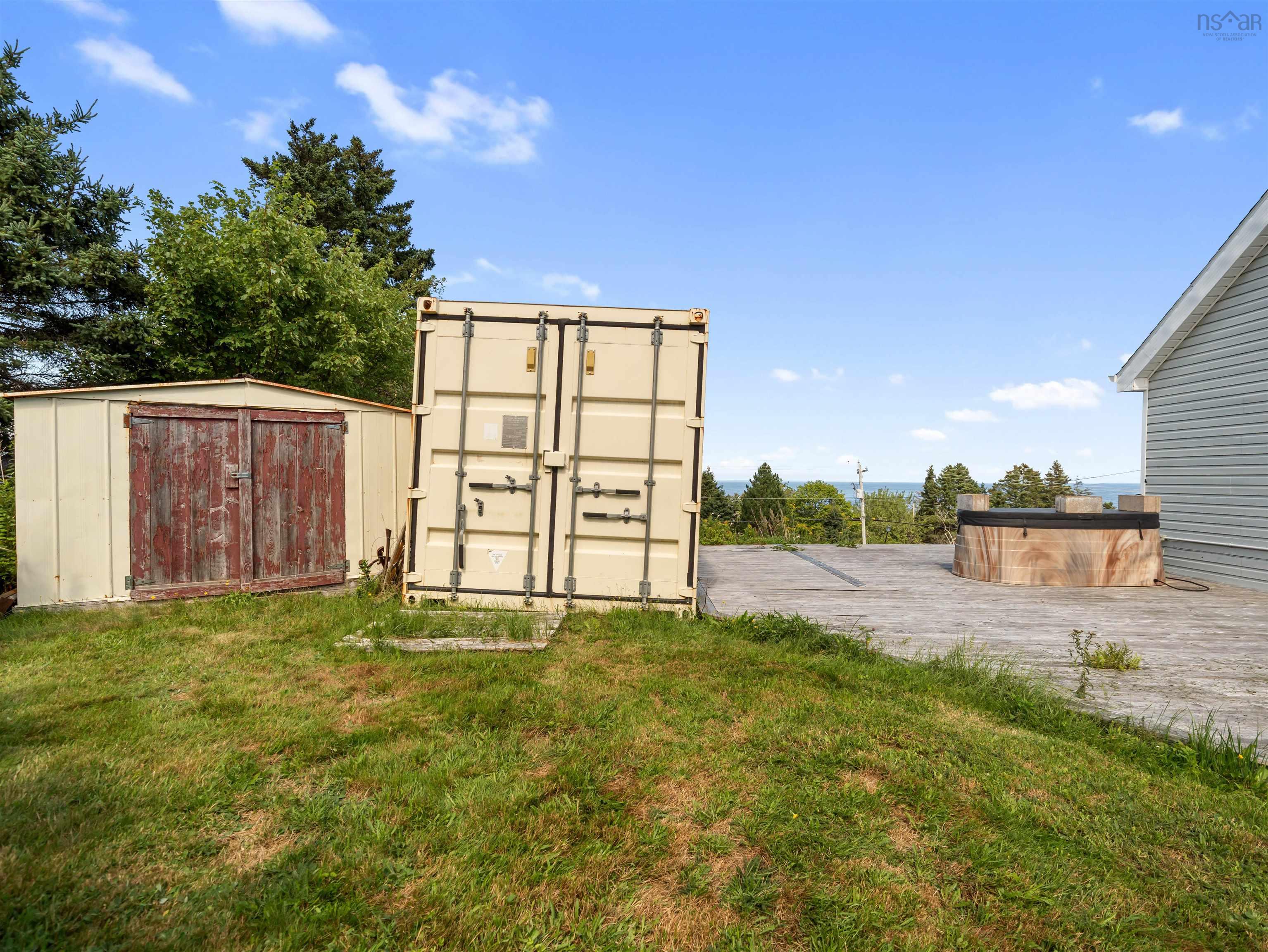 $316,400.00: 5863 Highway 16, Queensport