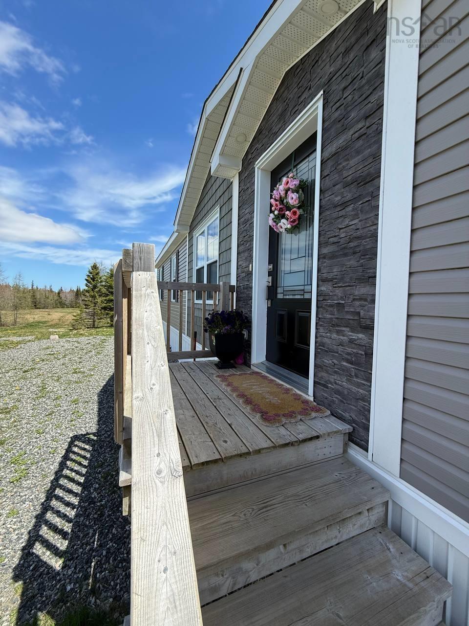 $649,000.00: 2185 Louisbourg Highway Highway, Mira Road