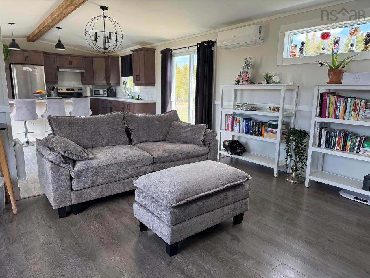 $649,000.00: 2185 Louisbourg Highway Highway, Mira Road