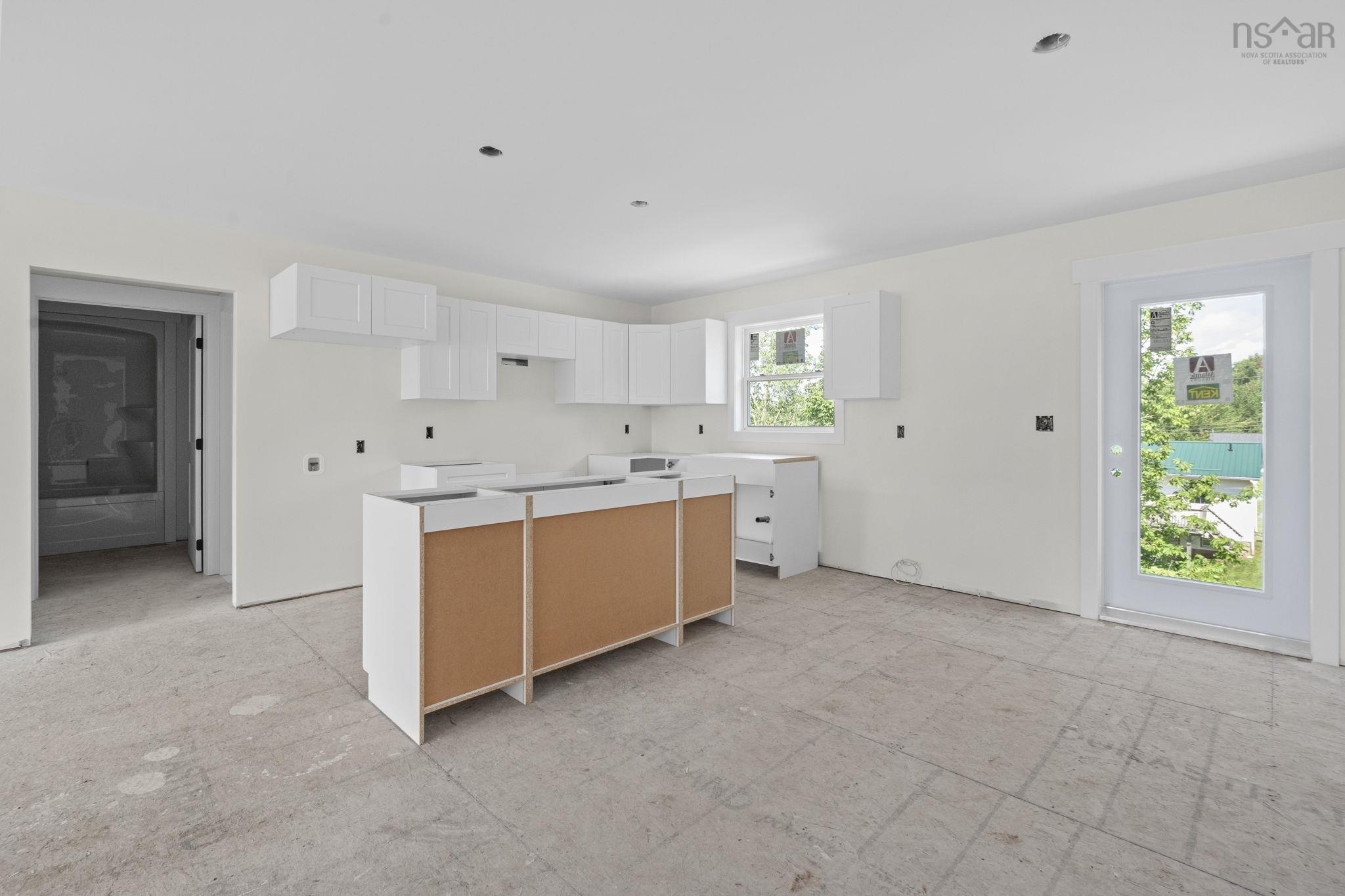 $599,900.00: 75 Burgess Crescent, Windsor
