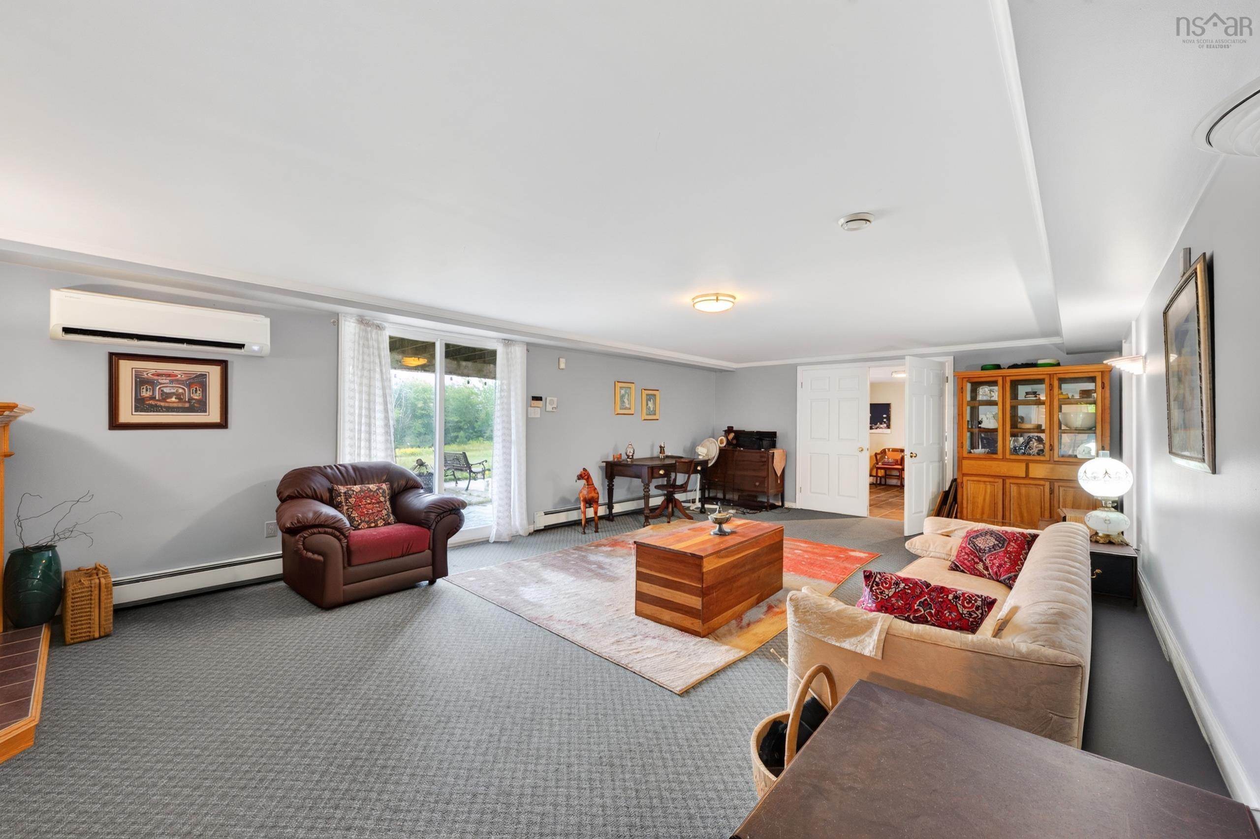 $949,000.00: 2489 Coxheath Road, Coxheath