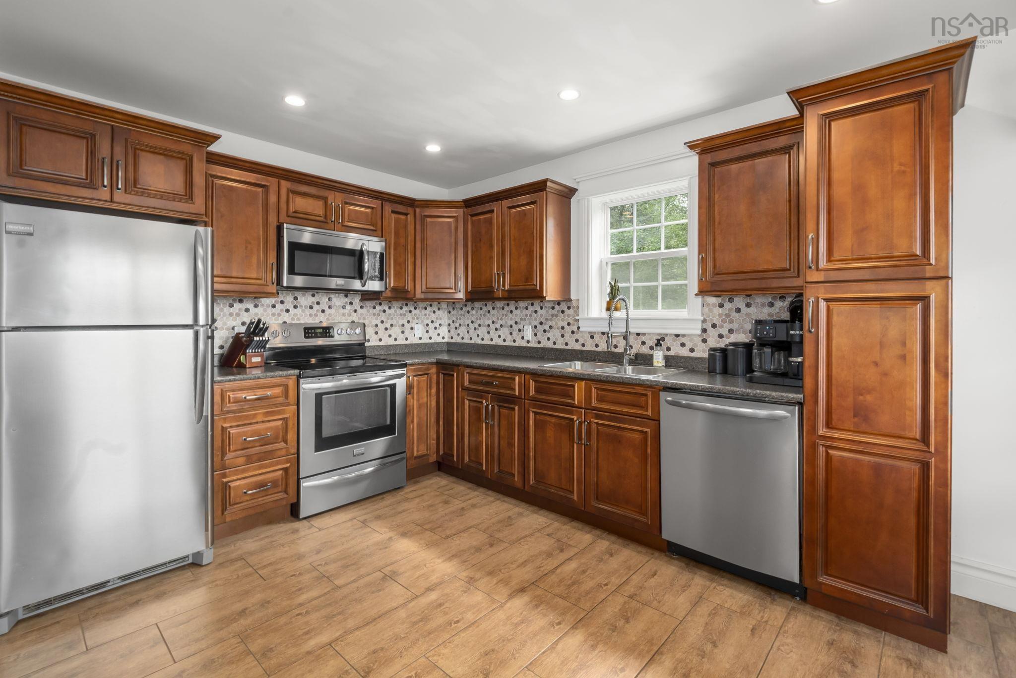 $525,000.00: 1017 Bog Road, Falmouth