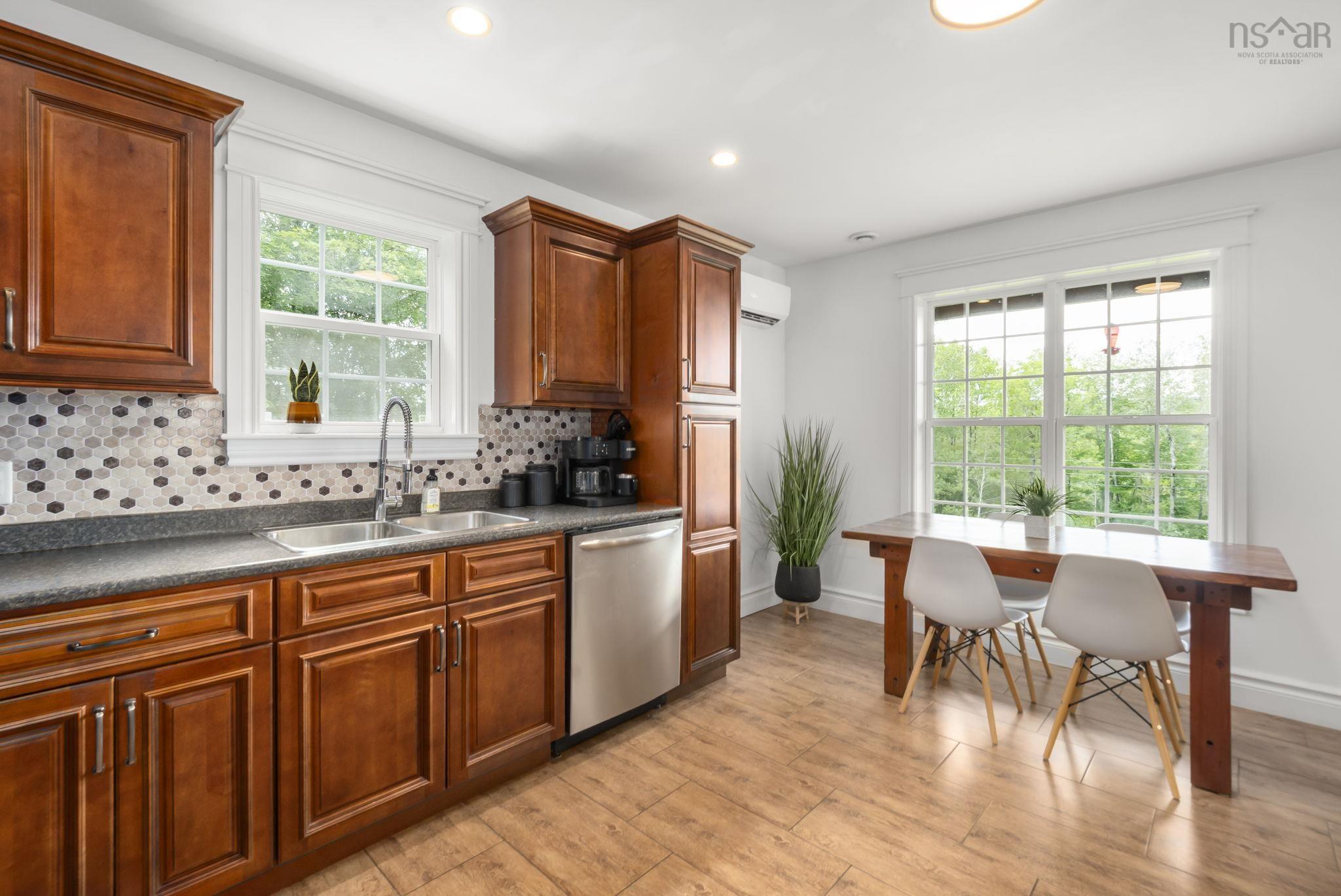 $525,000.00: 1017 Bog Road, Falmouth