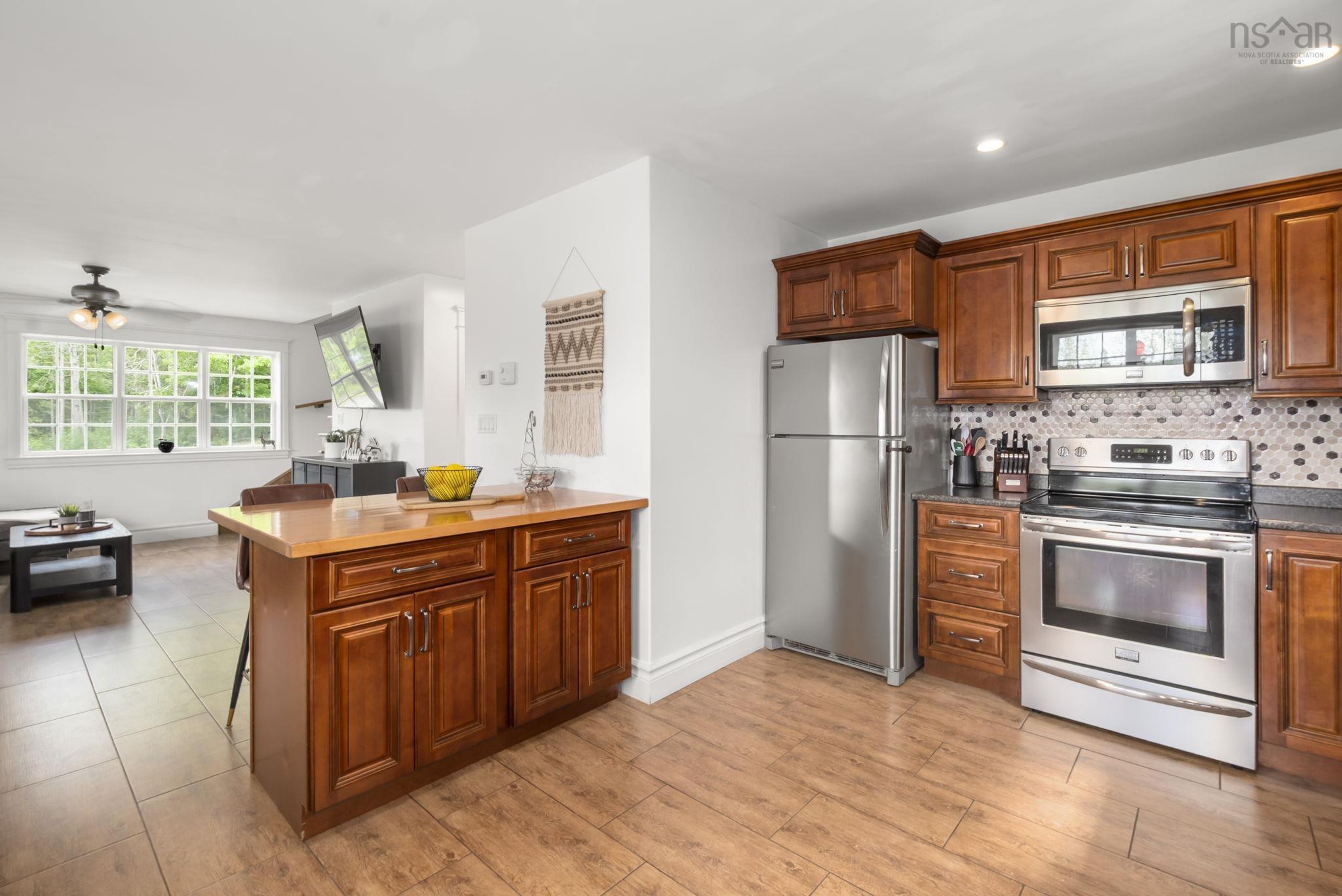 $525,000.00: 1017 Bog Road, Falmouth