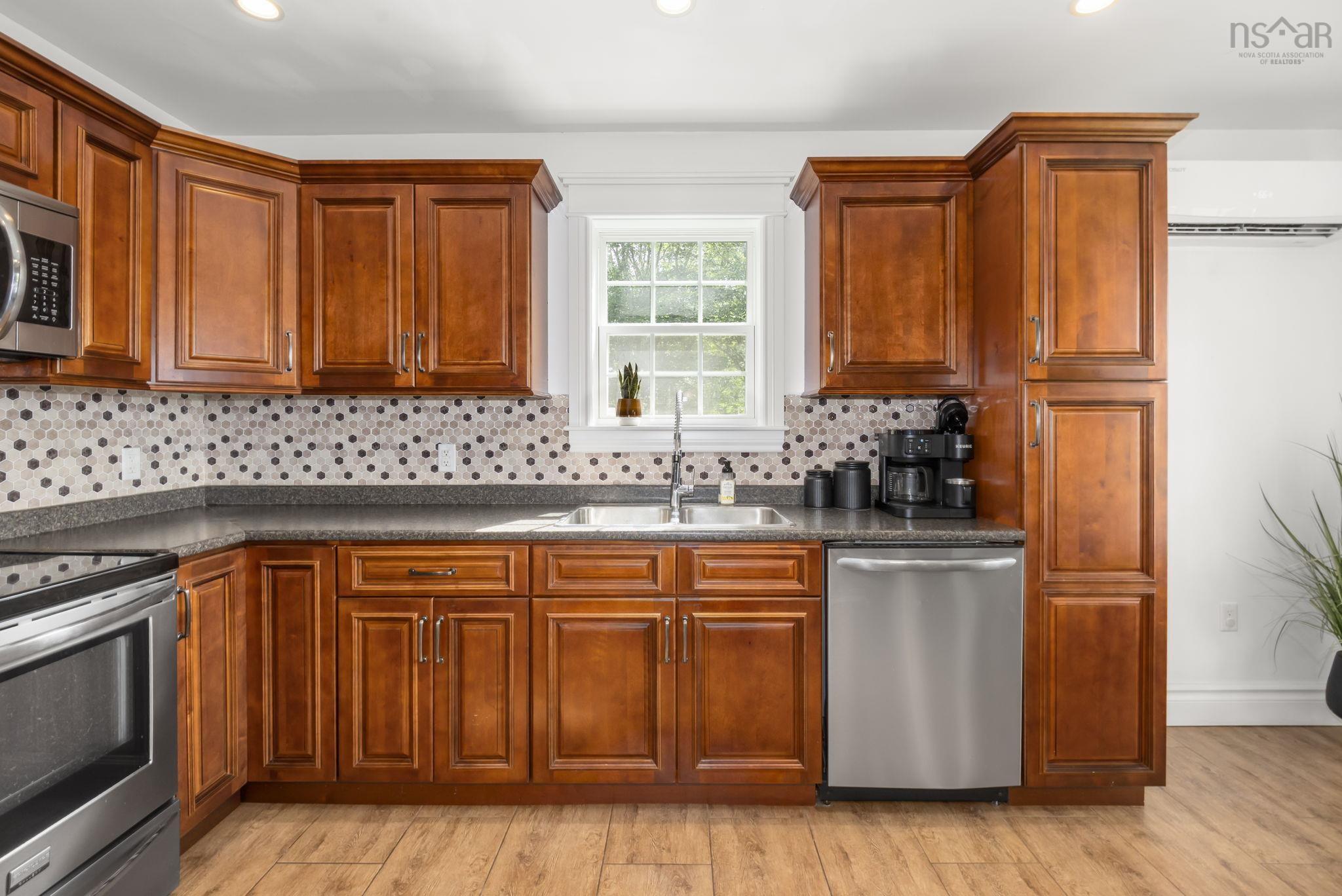 $525,000.00: 1017 Bog Road, Falmouth