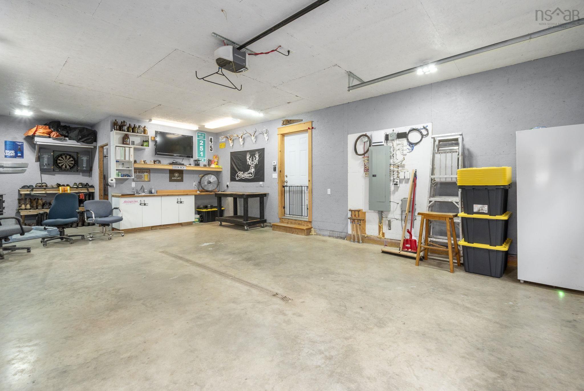 $525,000.00: 1017 Bog Road, Falmouth