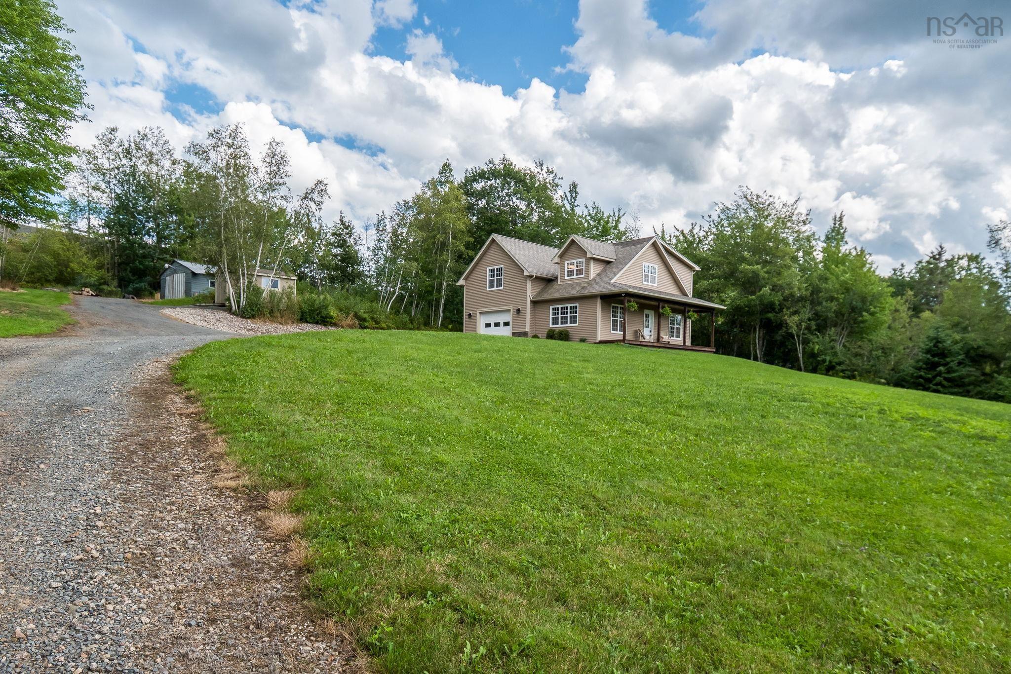 $525,000.00: 1017 Bog Road, Falmouth