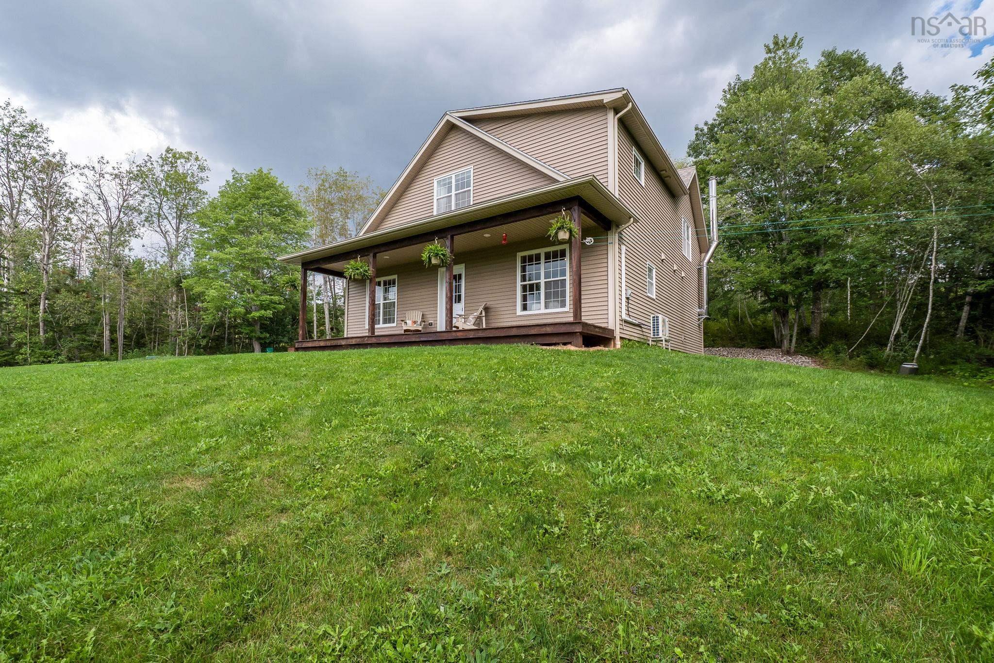 $525,000.00: 1017 Bog Road, Falmouth