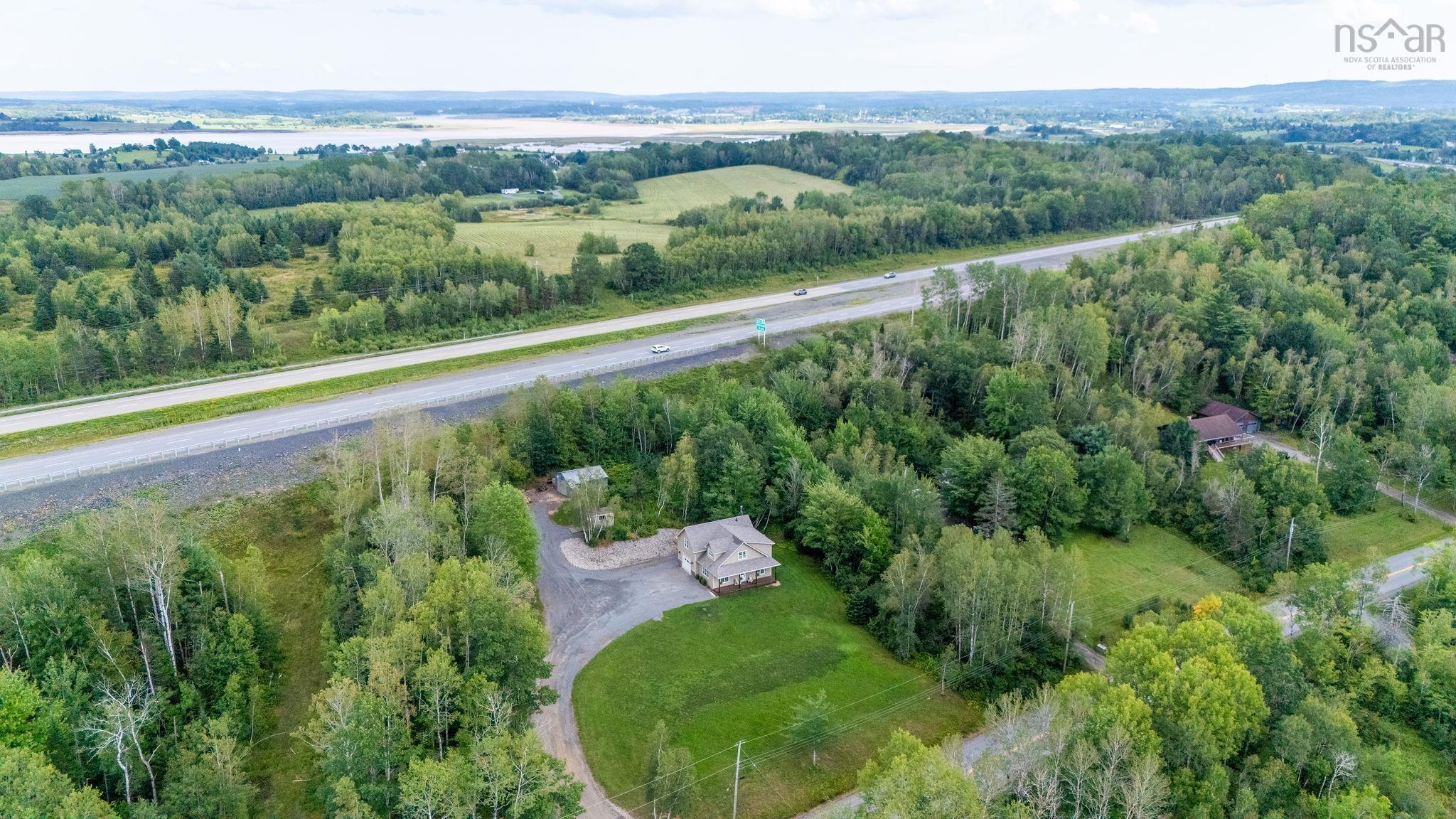 $525,000.00: 1017 Bog Road, Falmouth