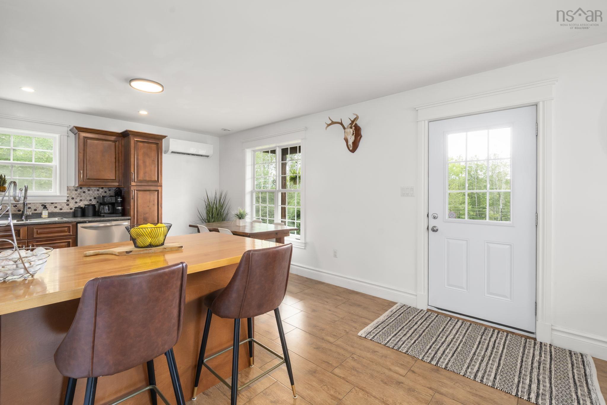 $525,000.00: 1017 Bog Road, Falmouth