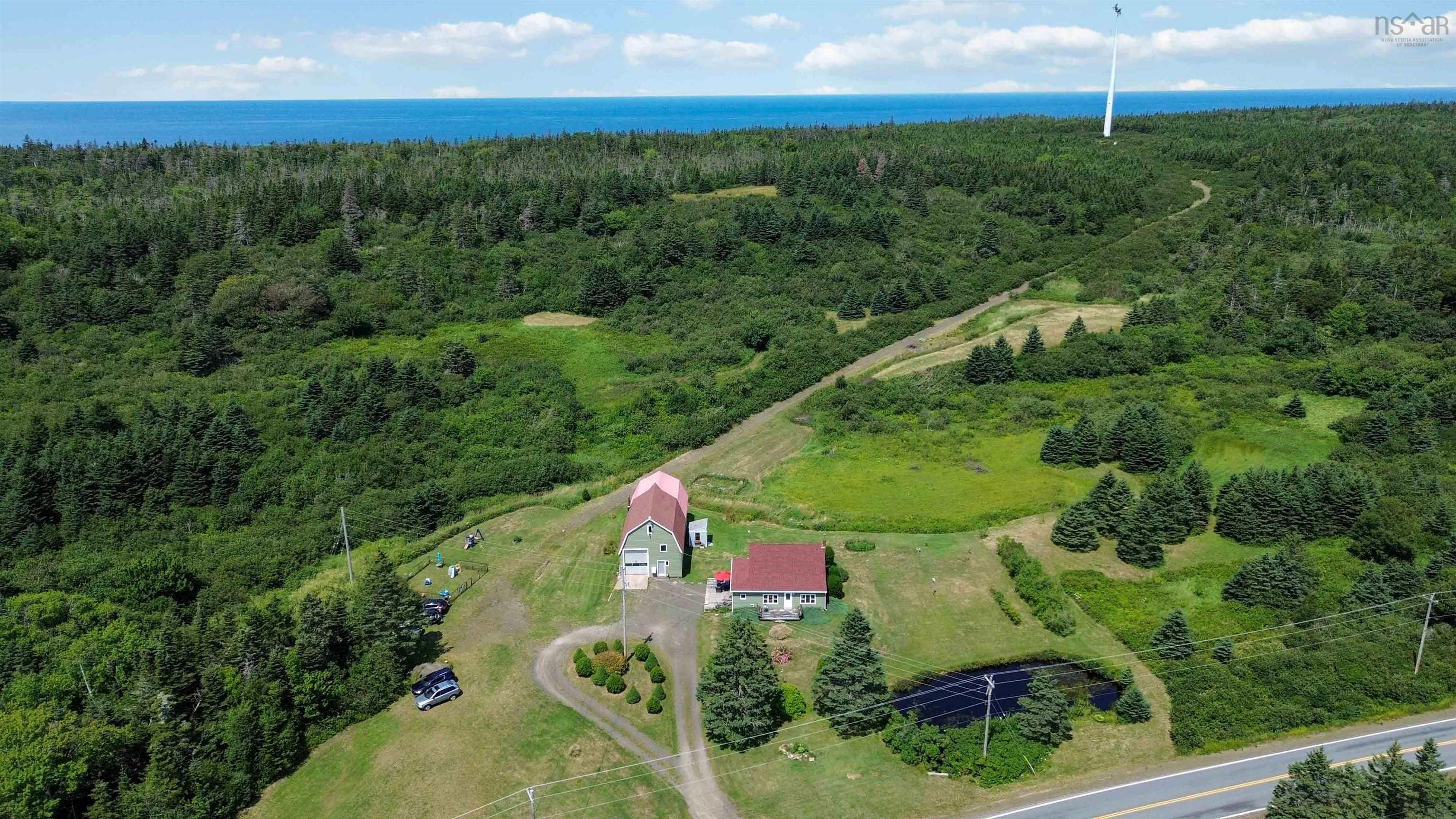 $649,000.00: 3939 Highway 217, East Ferry