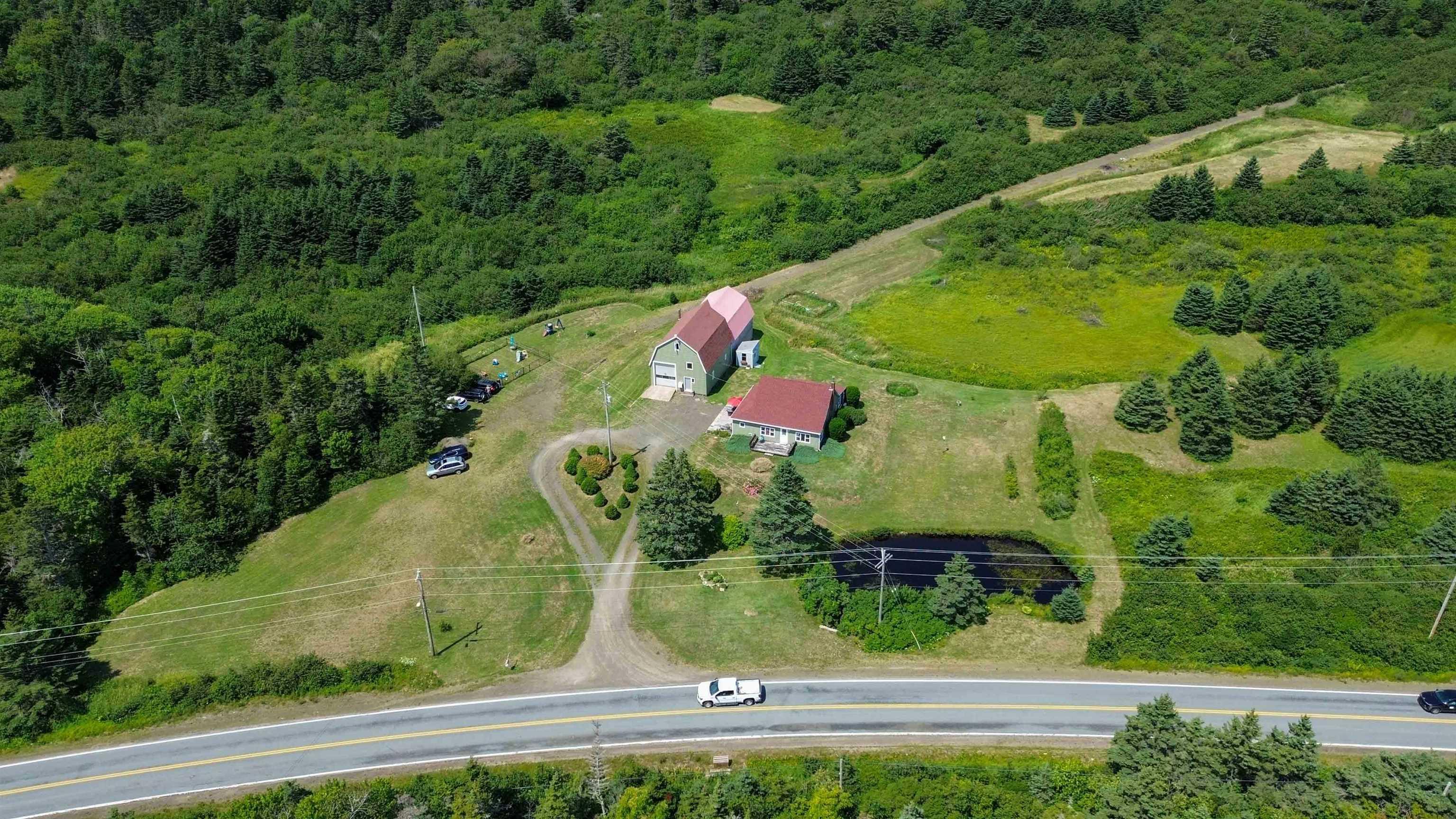 $649,000.00: 3939 Highway 217, East Ferry