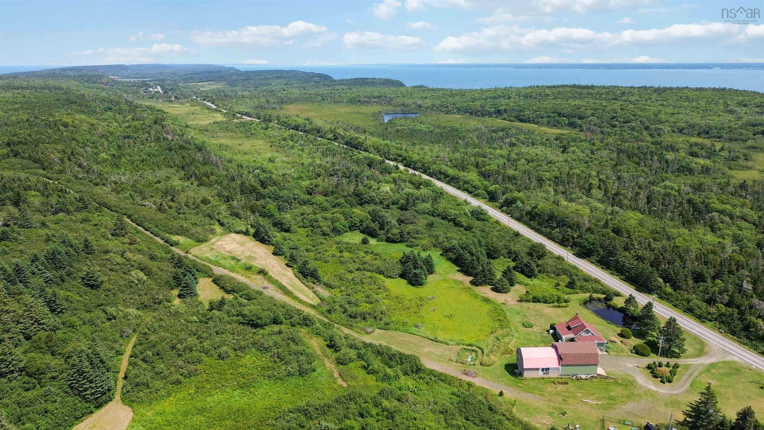 $649,000.00: 3939 Highway 217, East Ferry