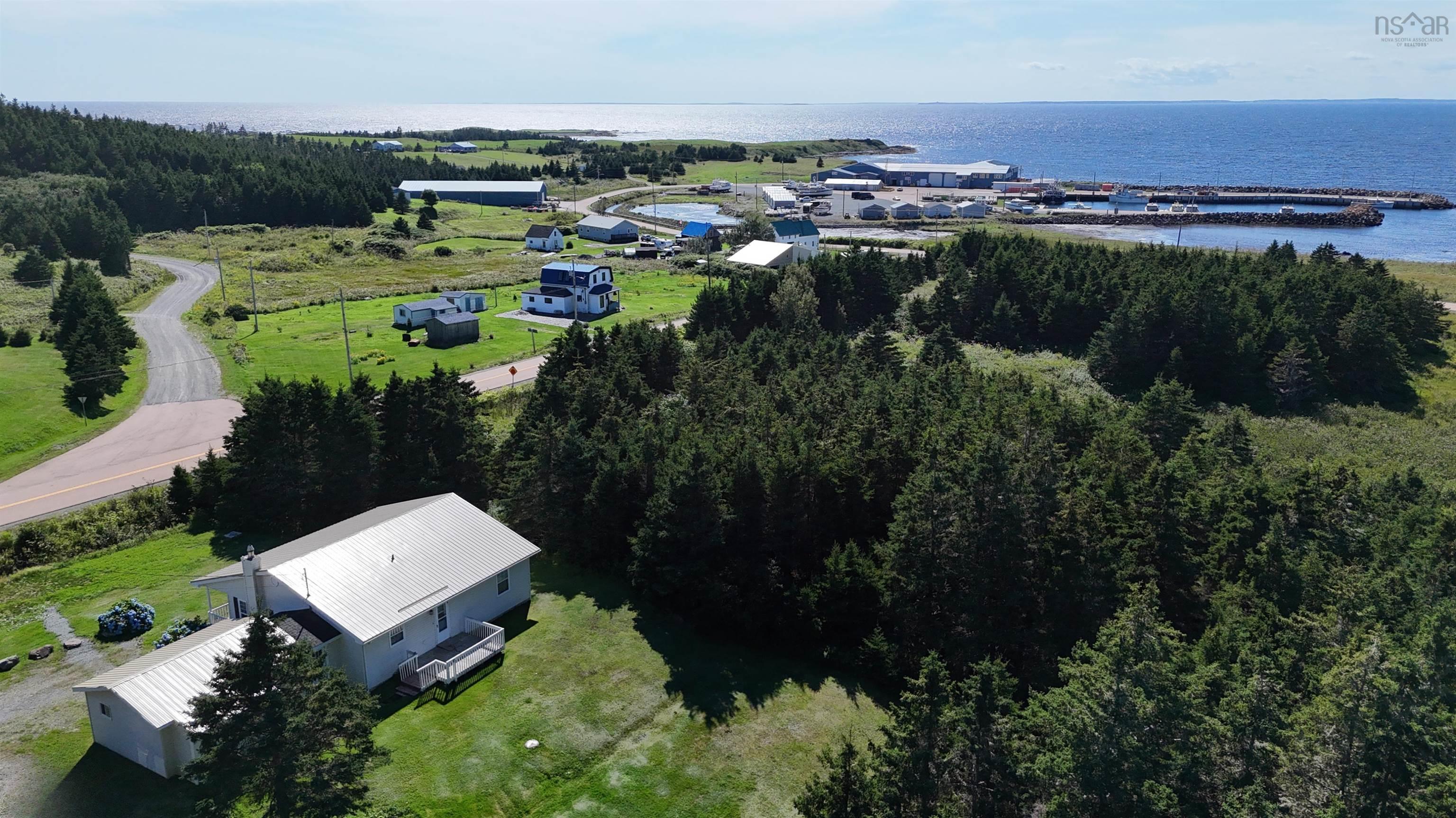 $329,000.00: 70 Little Harbour Road, Lower L