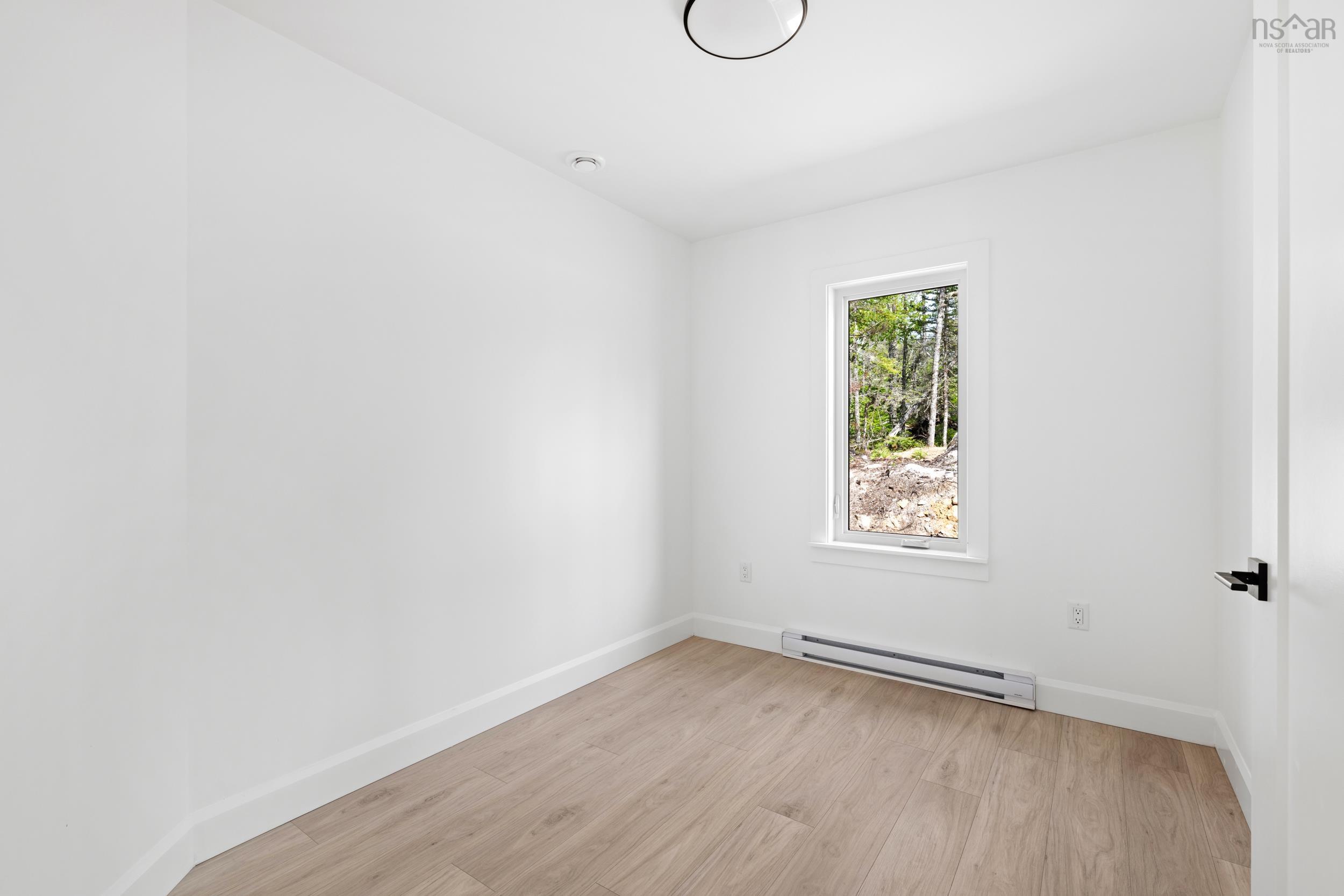 $824,900.00: 9241 Peggys Cove Road, Hacketts Cove