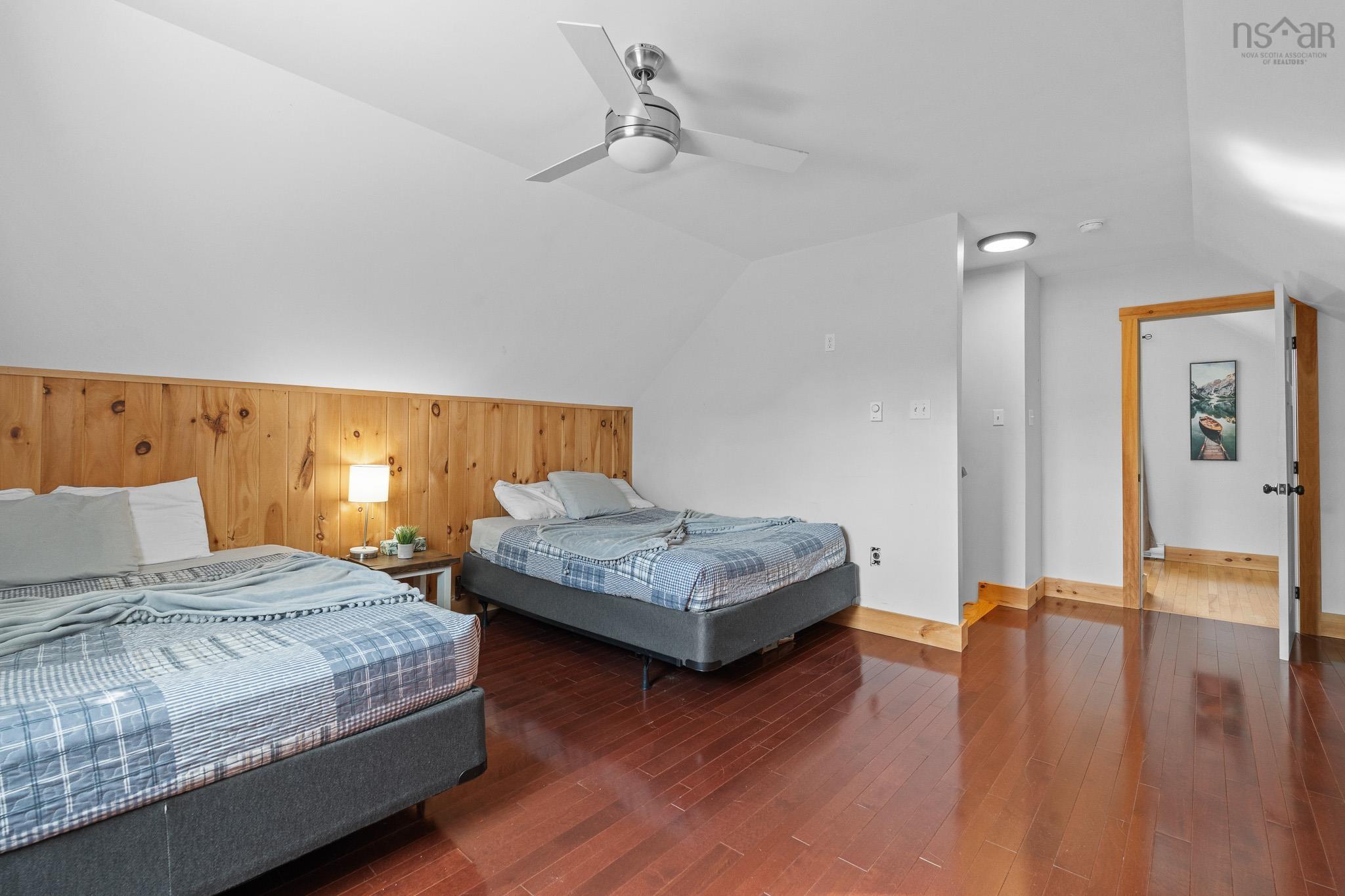 $700,000.00: 74 Lorenzos Way, Sutherland Lake