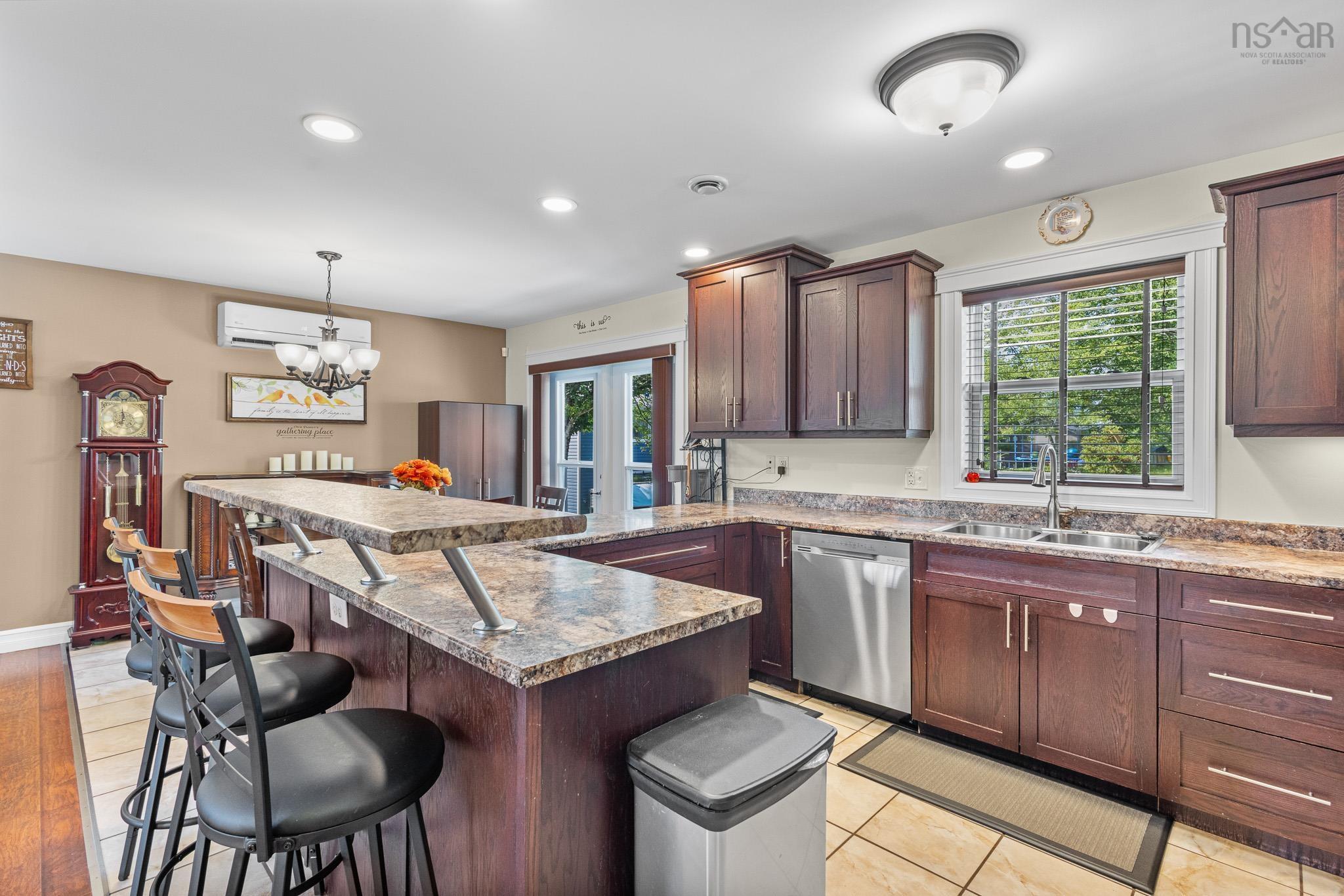 $650,000.00: 107 Orchard Drive, Middle Sackville